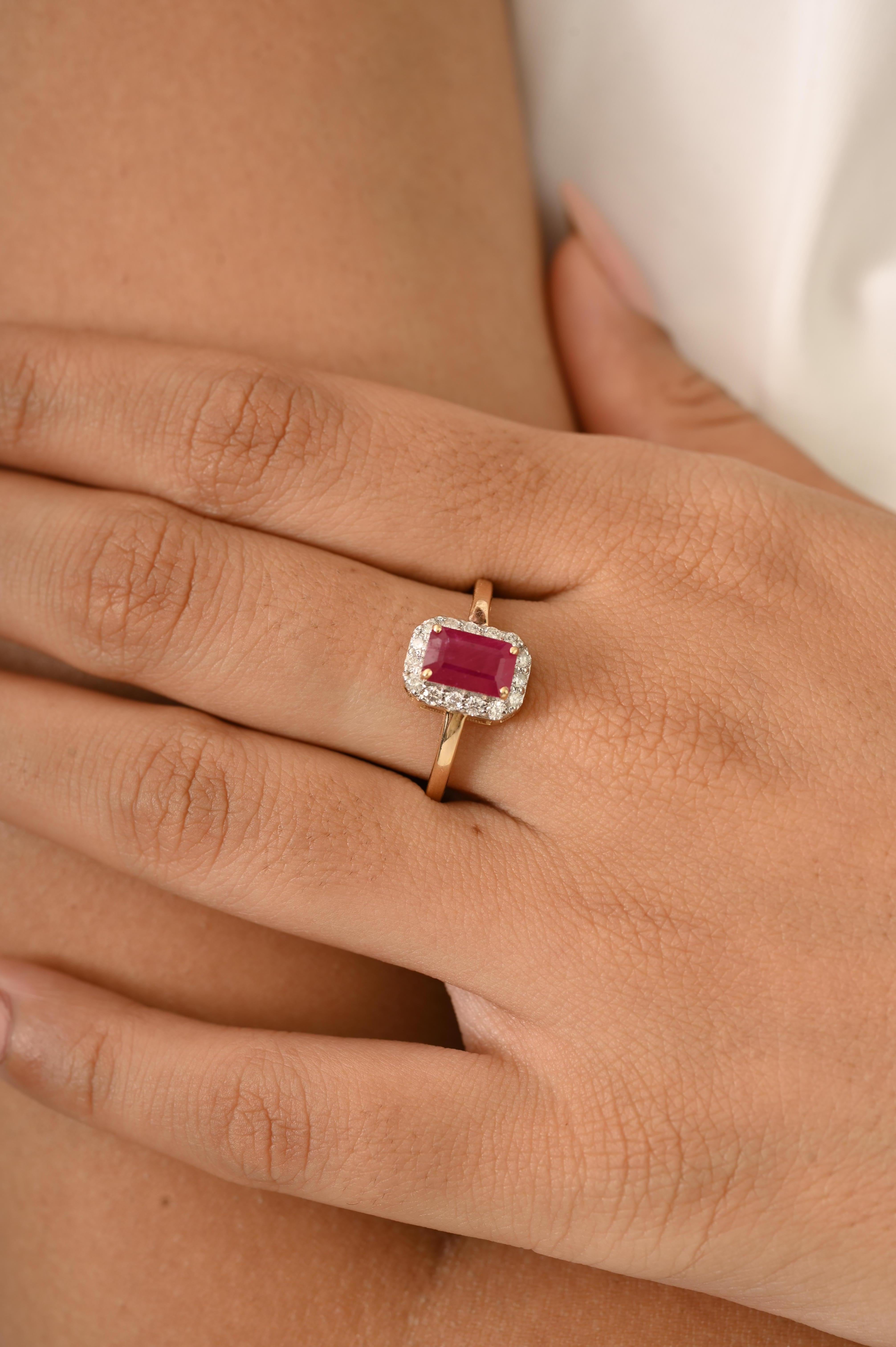 En vente :  Bague de fiançailles en or jaune 14k de 1,26 carat, rubis octogonal et halo de diamants 8