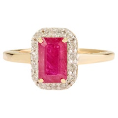 Bague de fiançailles en or jaune 14k de 1,26 carat, rubis octogonal et halo de diamants