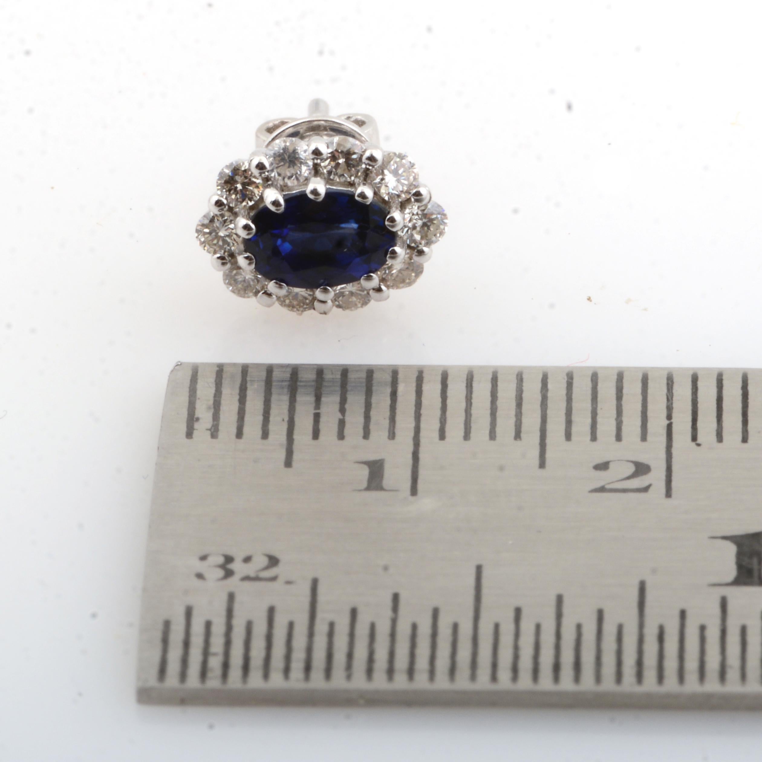 Pendientes Zafiro Azul Ovalado 1,26 Quilates Diamante SI/H 0,60 Quilates Oro Blanco 18k Corte oval en venta