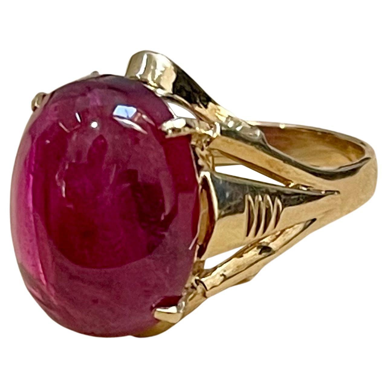 12.6 Carat Oval Cut Cabochon Pink Tourmaline 14 Karat Yellow Gold Ring