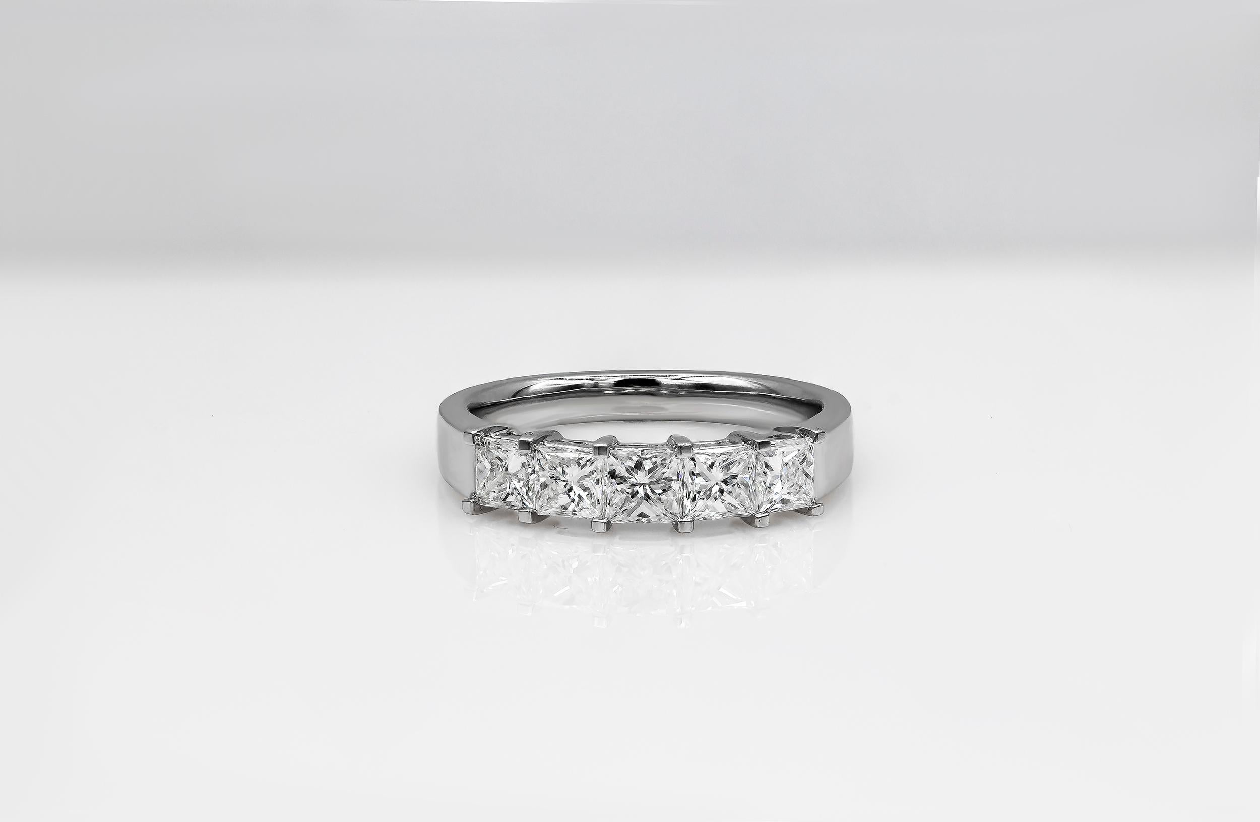 Jolics Created Men's Wedding Band Ring With Center Stone – jolics
