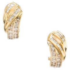 1,26 Karat runder Baguette-Diamant Gelbgold Clip-Post-Ohrringe
