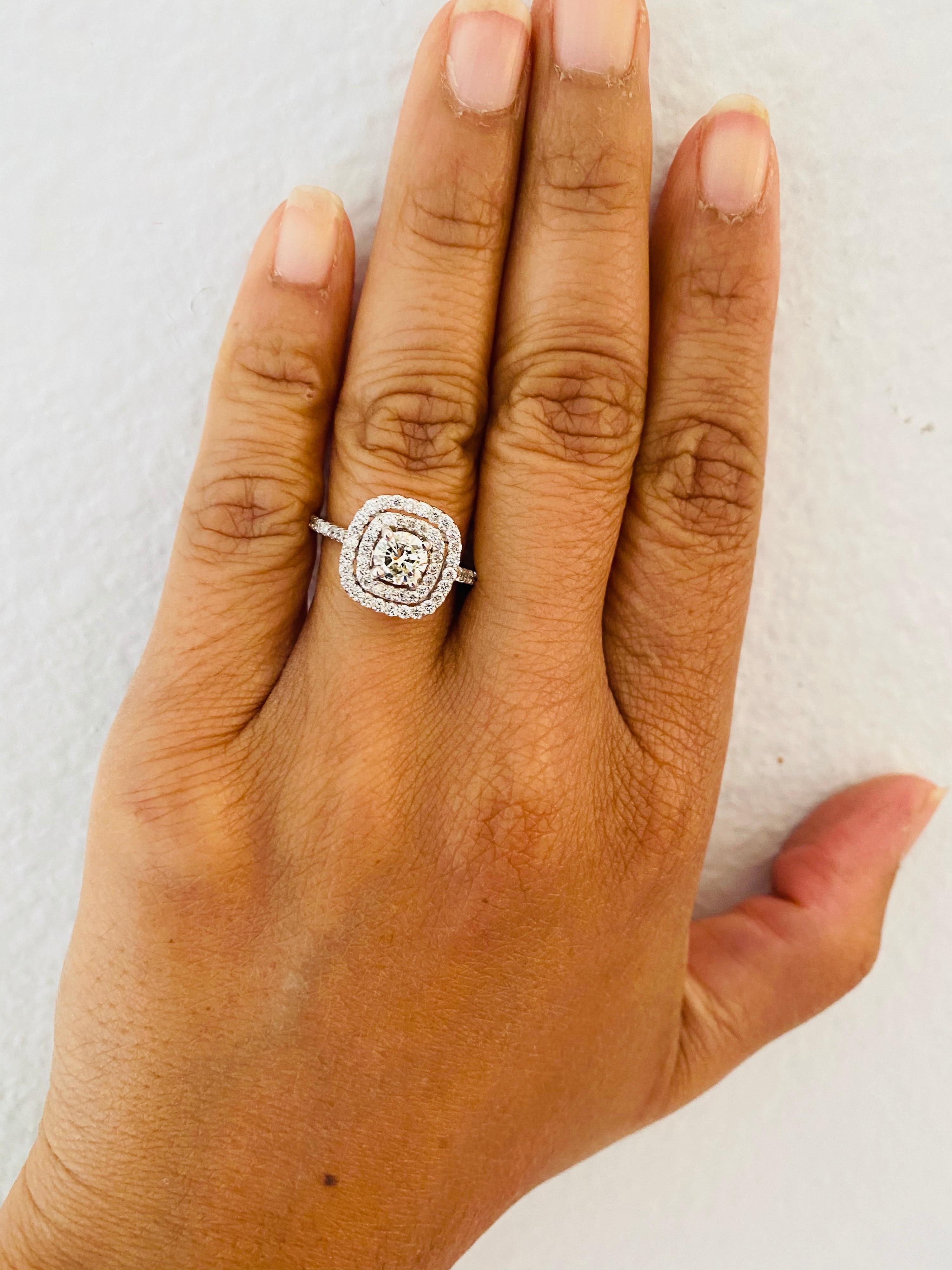 Contemporary 1.26 Carat Round Cut Diamond 14 Karat White Gold Halo Engagement Ring For Sale