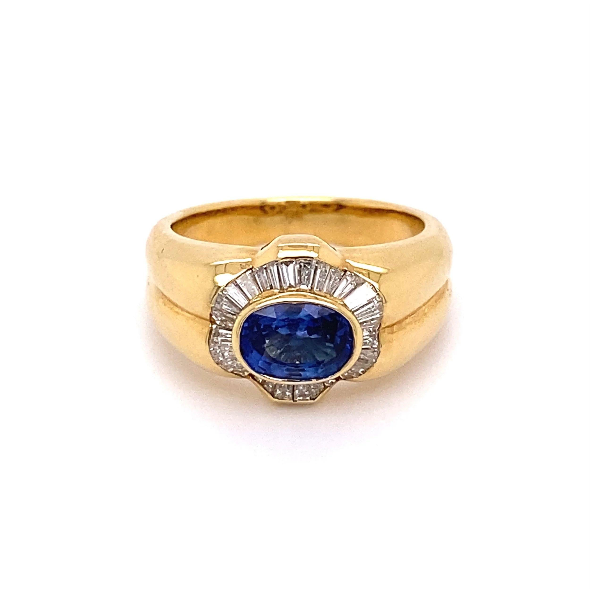 Women's 1.26 Carat Sapphire and Diamond Vintage Gold Ring Estate Fine Jewelry For Sale