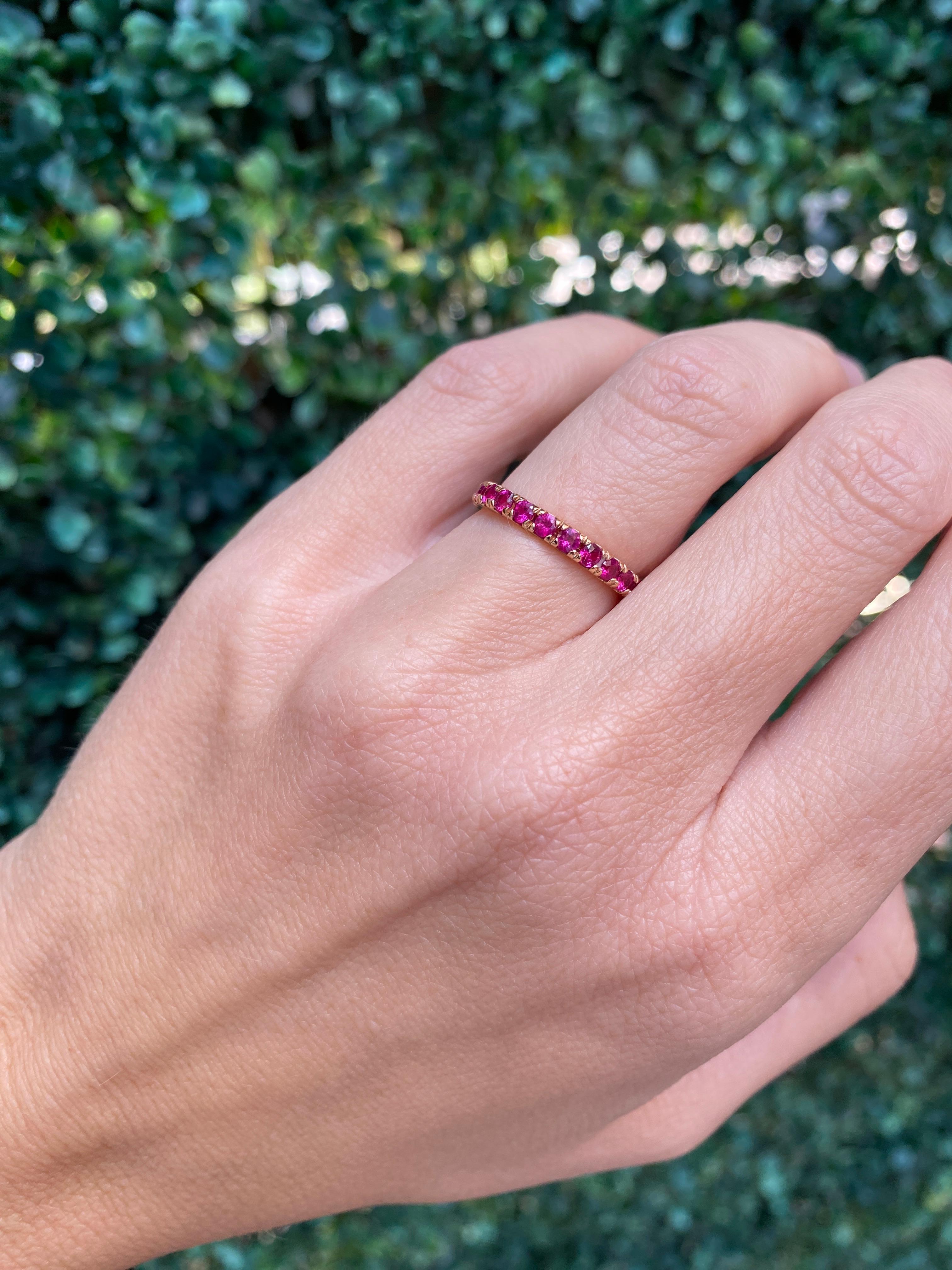 Anneau empilable en or rose 14 carats avec saphir rose naturel d'un poids total de 1,26 carat en vente 6