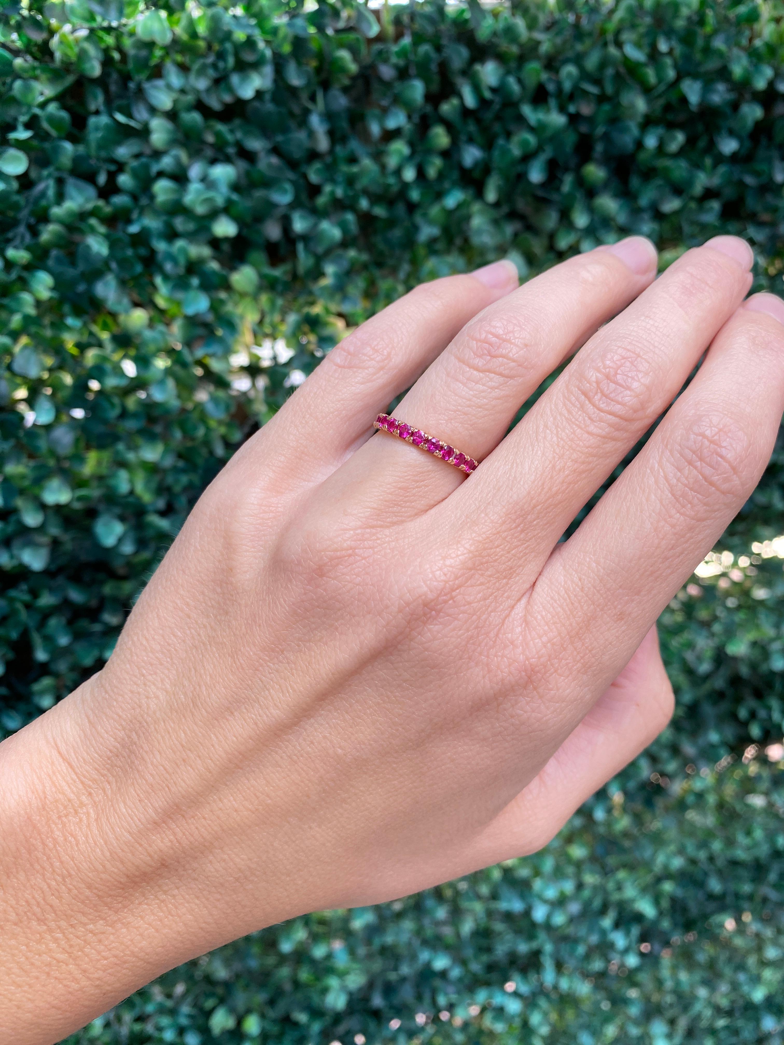 Anneau empilable en or rose 14 carats avec saphir rose naturel d'un poids total de 1,26 carat en vente 8