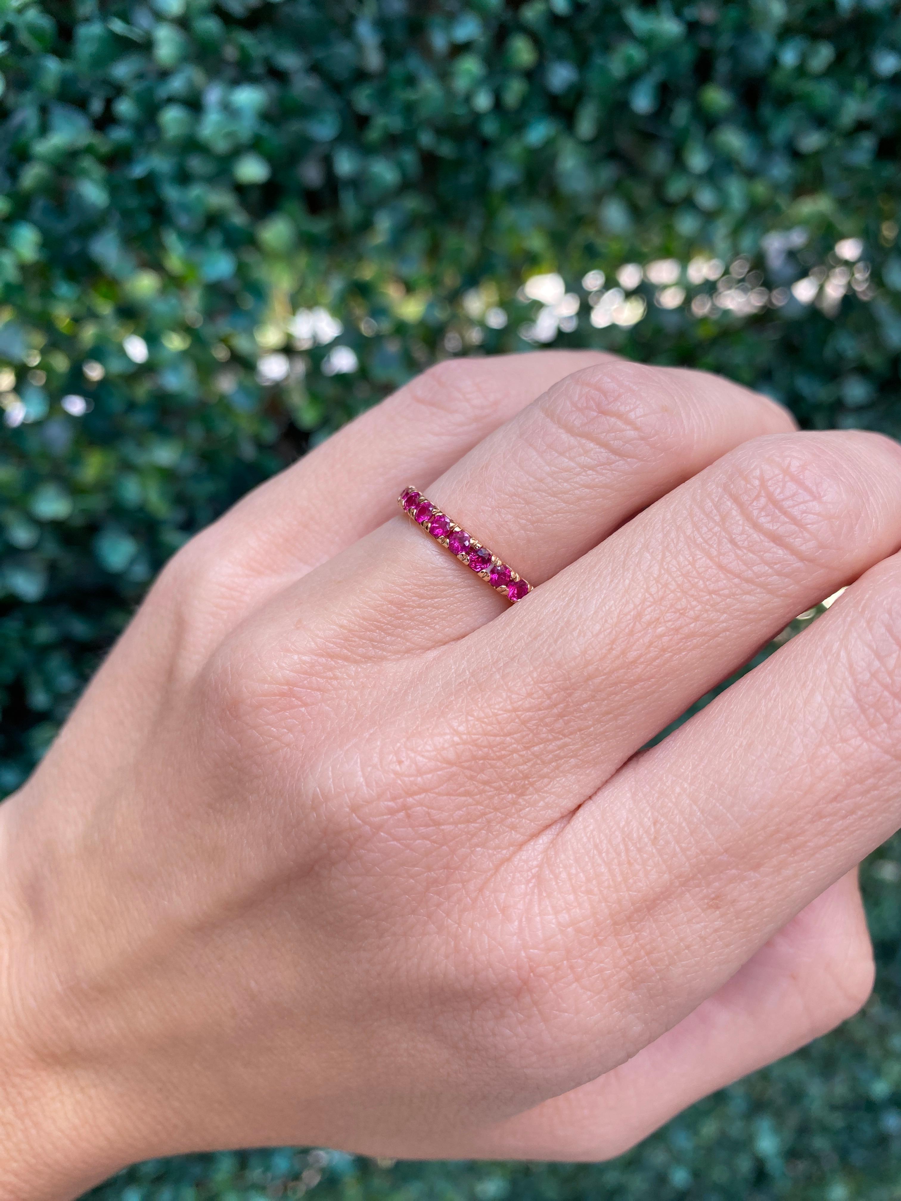 Anneau empilable en or rose 14 carats avec saphir rose naturel d'un poids total de 1,26 carat en vente 10