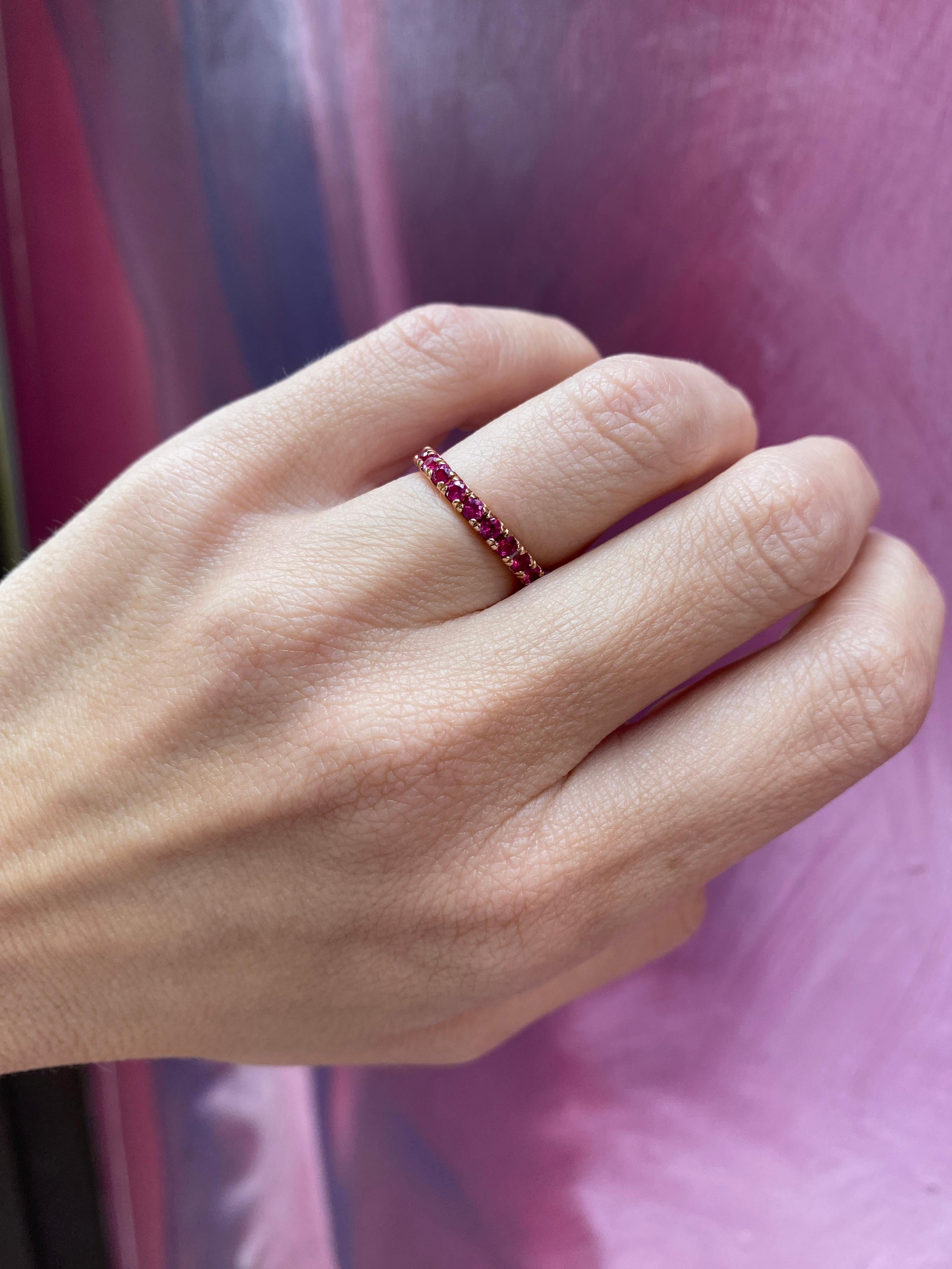 Anneau empilable en or rose 14 carats avec saphir rose naturel d'un poids total de 1,26 carat en vente 12