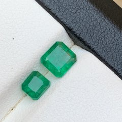 Smeraldo verde vivo da 1.26 carati, pacco di gemme naturali sfuse - Taglio smeraldo