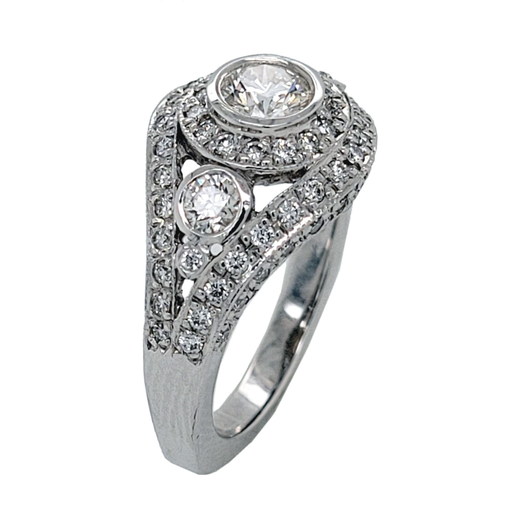 1.26 Ct, 18K Antique Style Diamond Engagement Ring In New Condition For Sale In Los Angeles, CA