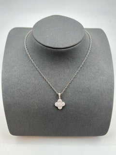 1.26 ct Clover Shaped Diamond Pendant