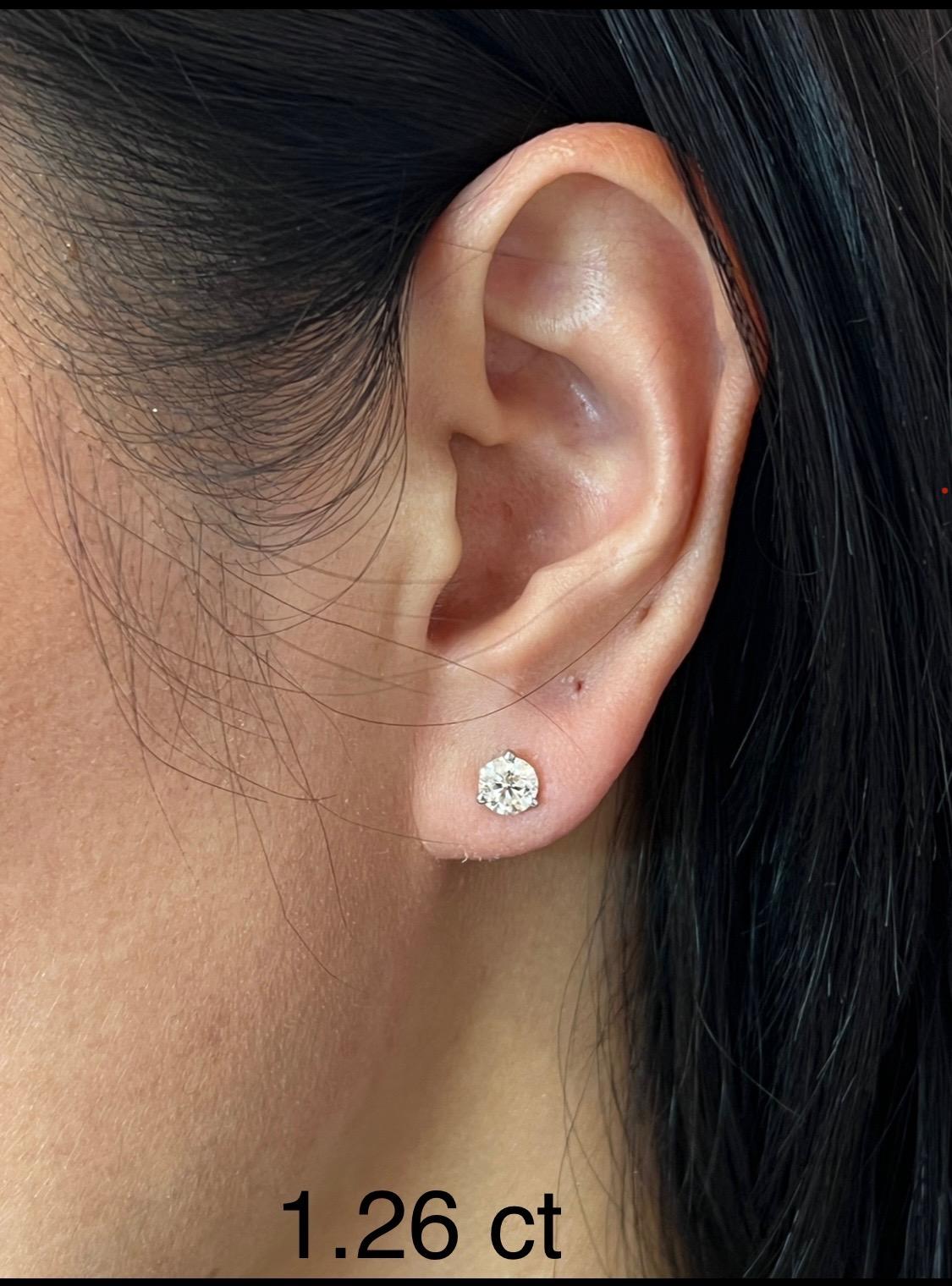 Boucles d'oreilles en diamant de 1.26 ct  Unisexe en vente