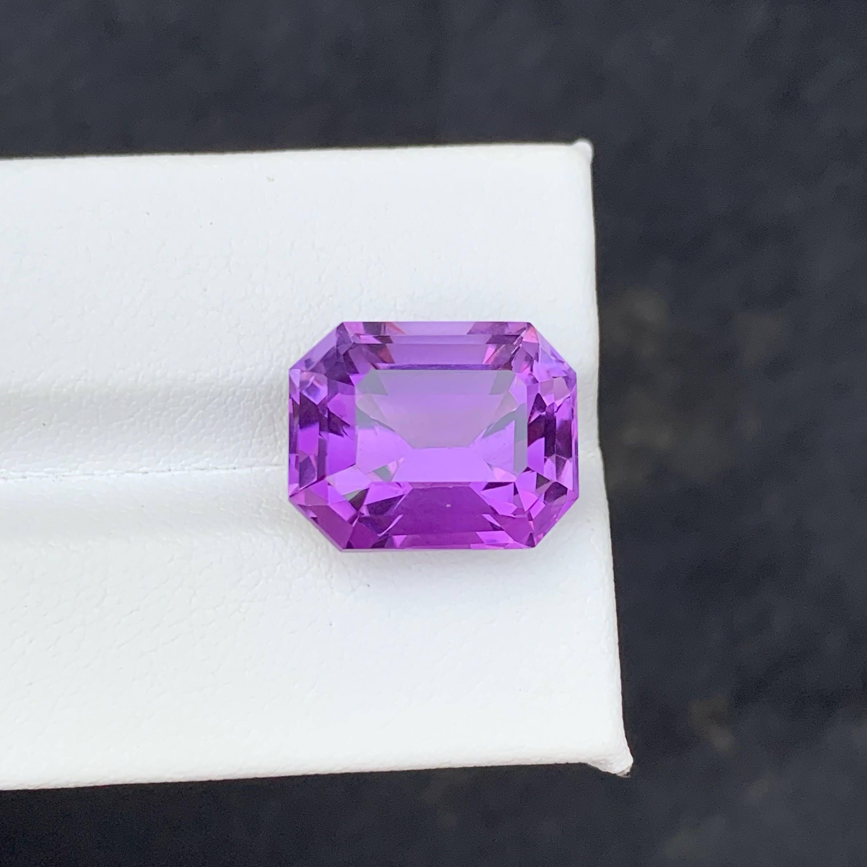 12.60 carati di pietra ametista viola naturale sciolta con taglio a cuscino Gemma brasiliana in vendita 1