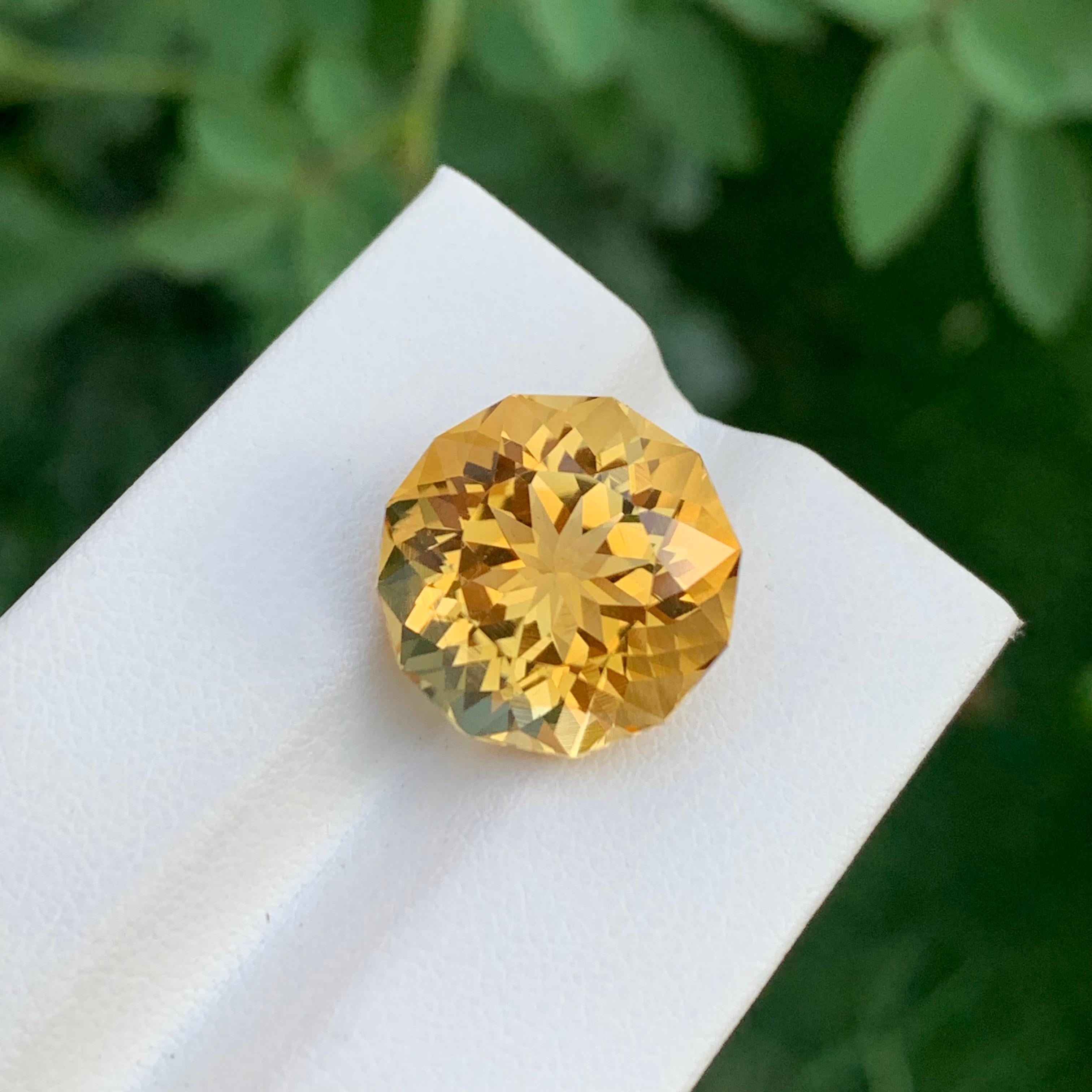 12.60 Carat Natural Loose Yellow Citrine Round Shape Gem For Necklace For Sale 3