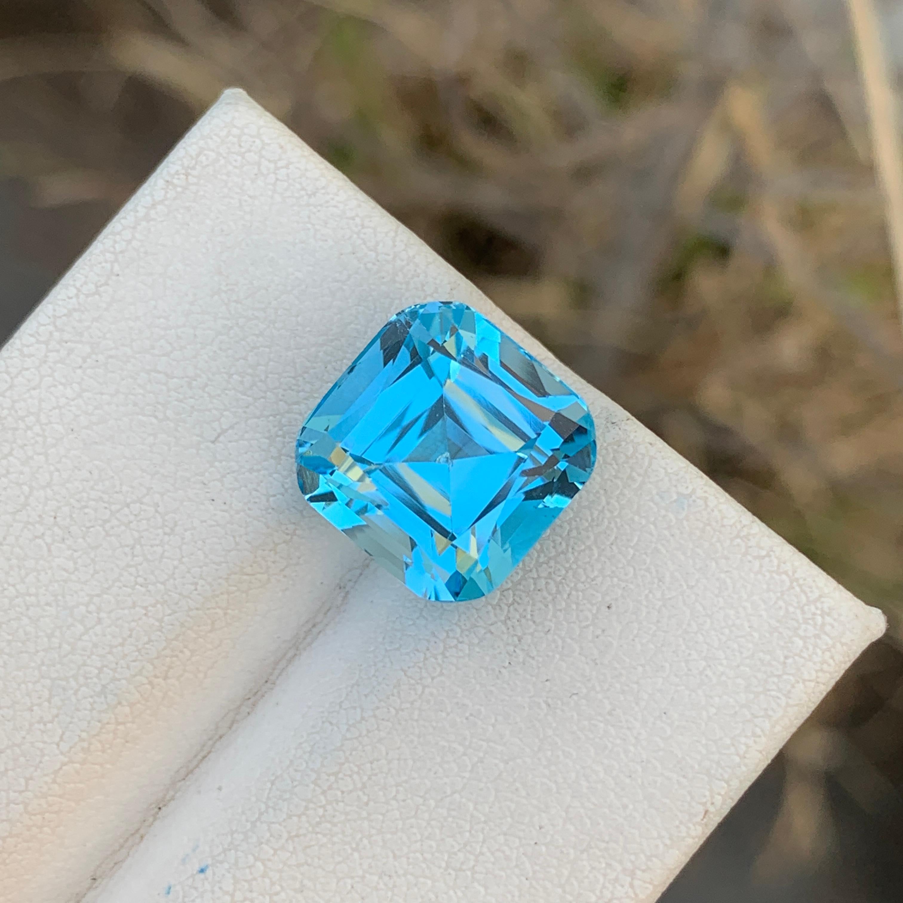 12.60 Carat Sizzling Loose Sky Blue Topaz Perfect Square Shape Gem For Necklace  For Sale 5