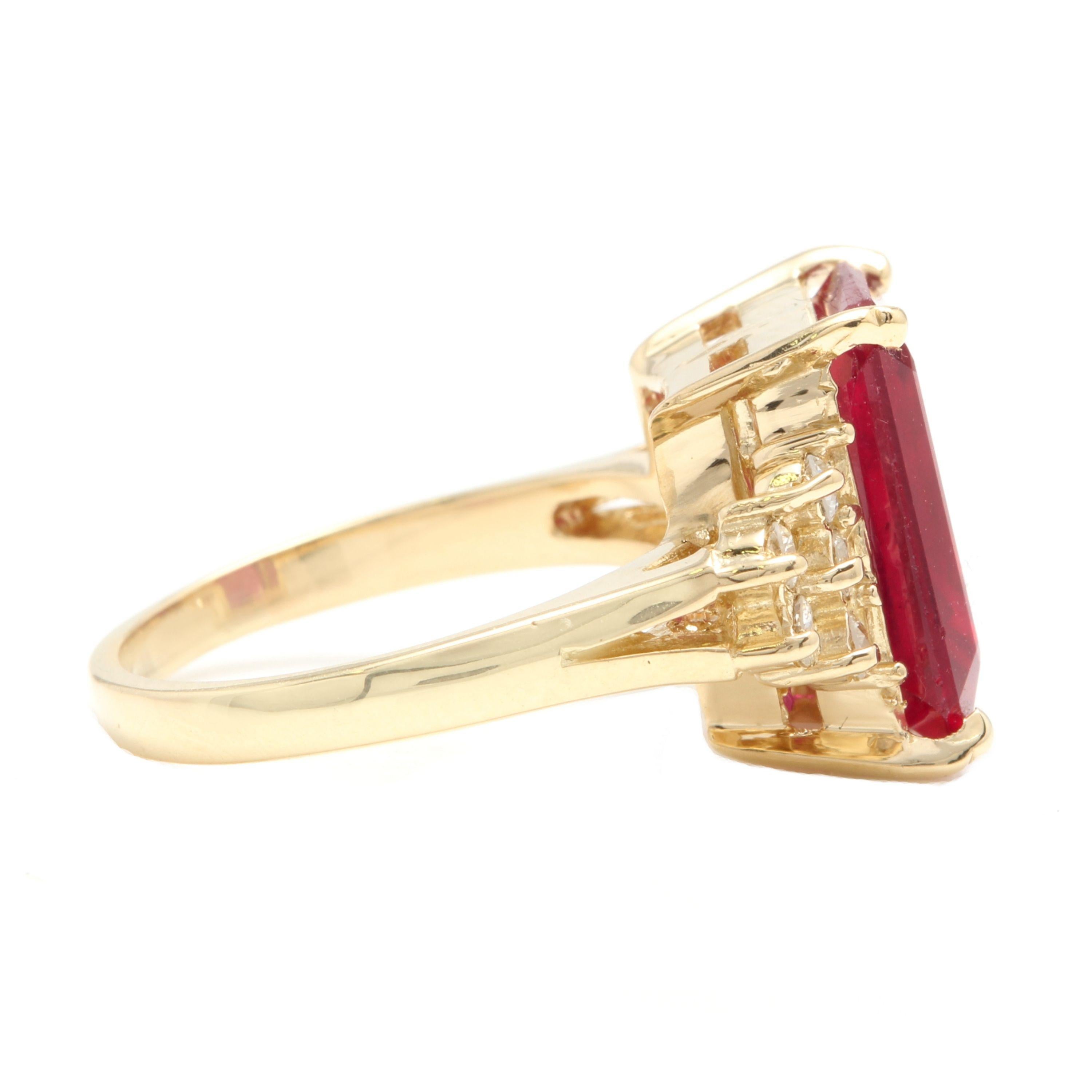 Mixed Cut 12.60 Carat Natural Red Ruby and Diamond 14 Karat Solid Yellow Gold Ring For Sale