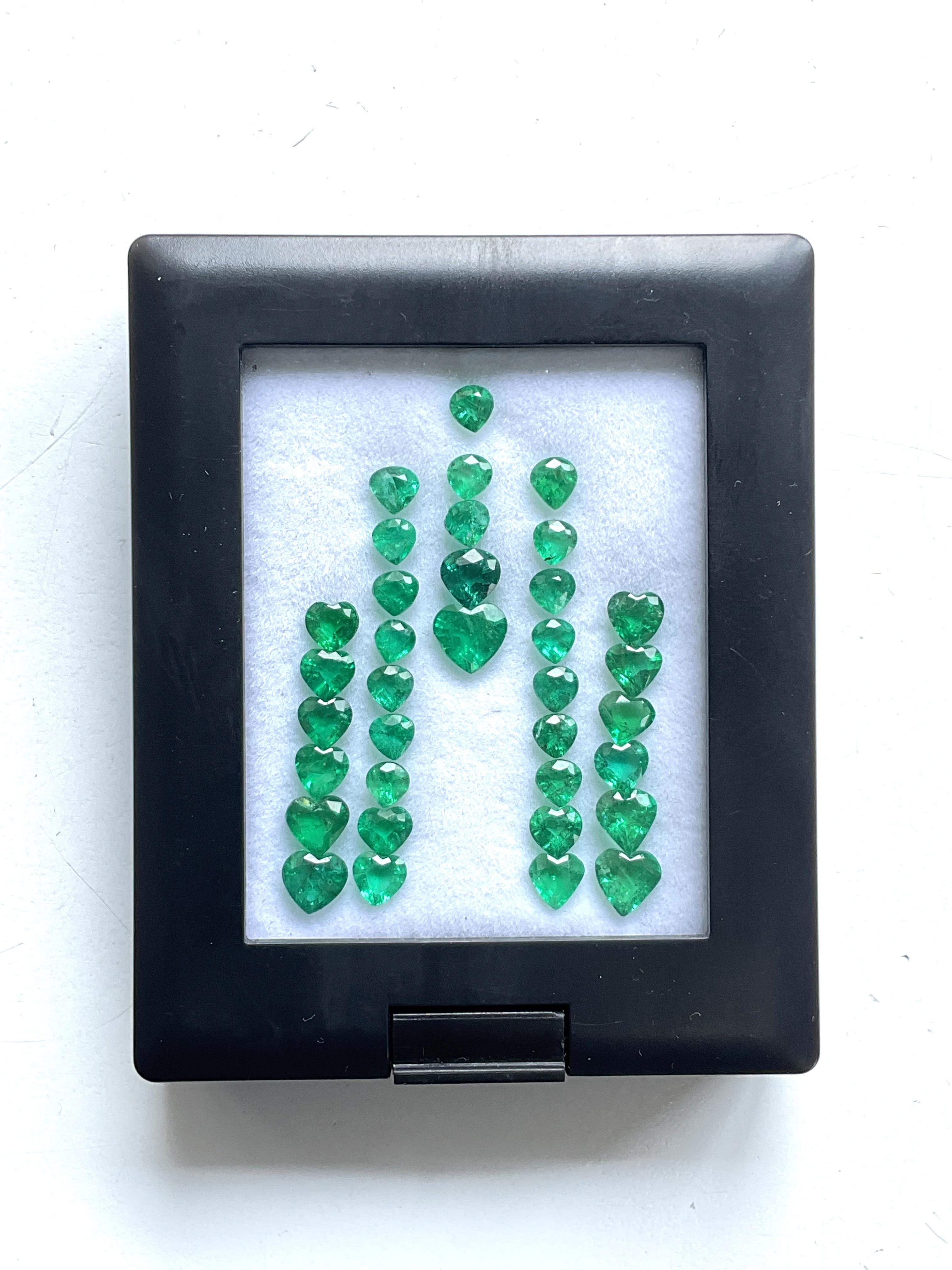 Art Deco 12.60 carats Zambian Emerald Heart Cut stone 35 Pieces for Jewelry Natural Gem
