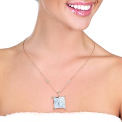 12.60 ct Shell Cameo pendant Necklace With Diamonds Made In 18k Rose Gold