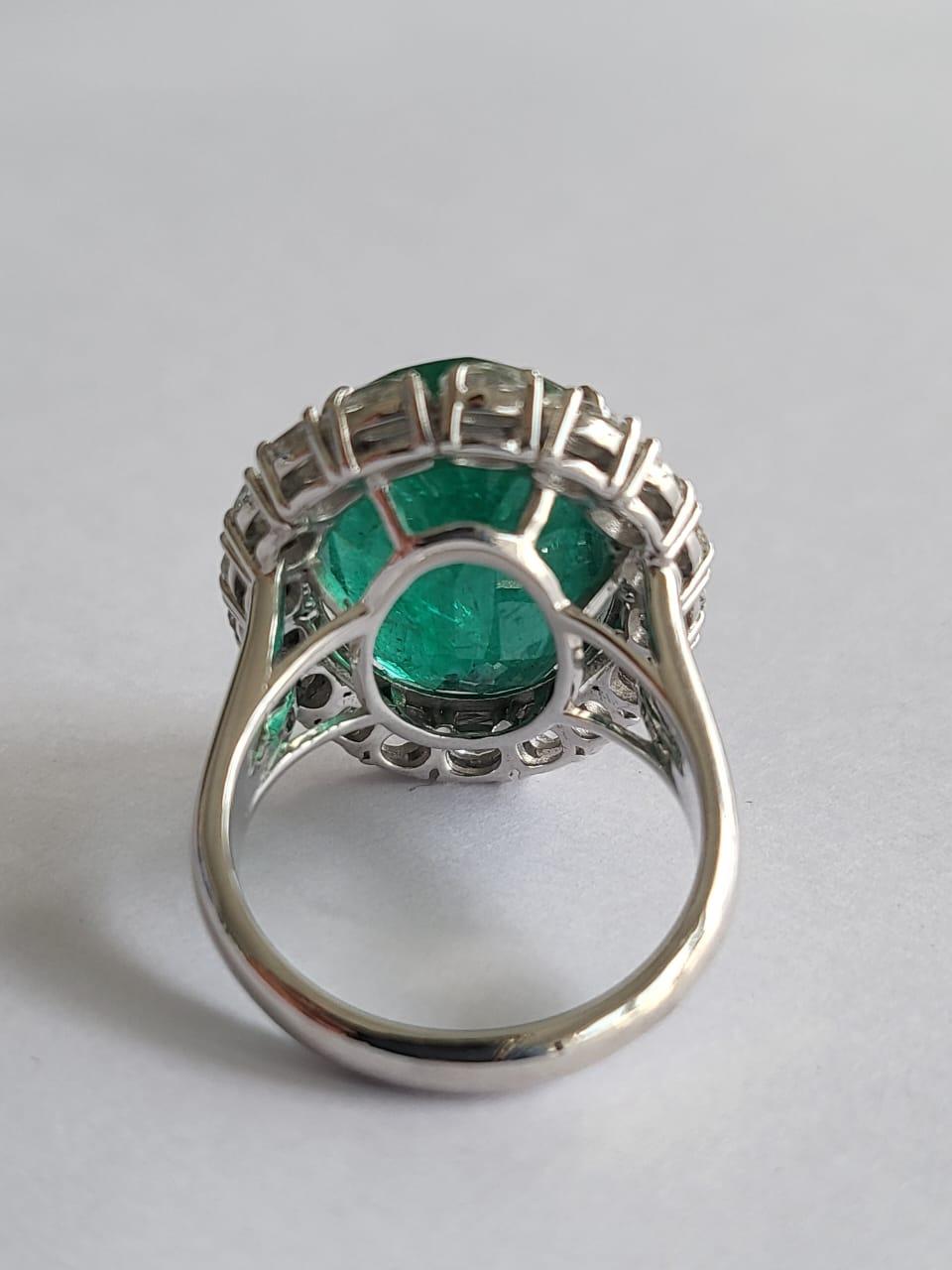 Art Deco 12.63 Carats Natural Zambian Emerald & Rose Cut Diamond Cocktail Engagement Ring