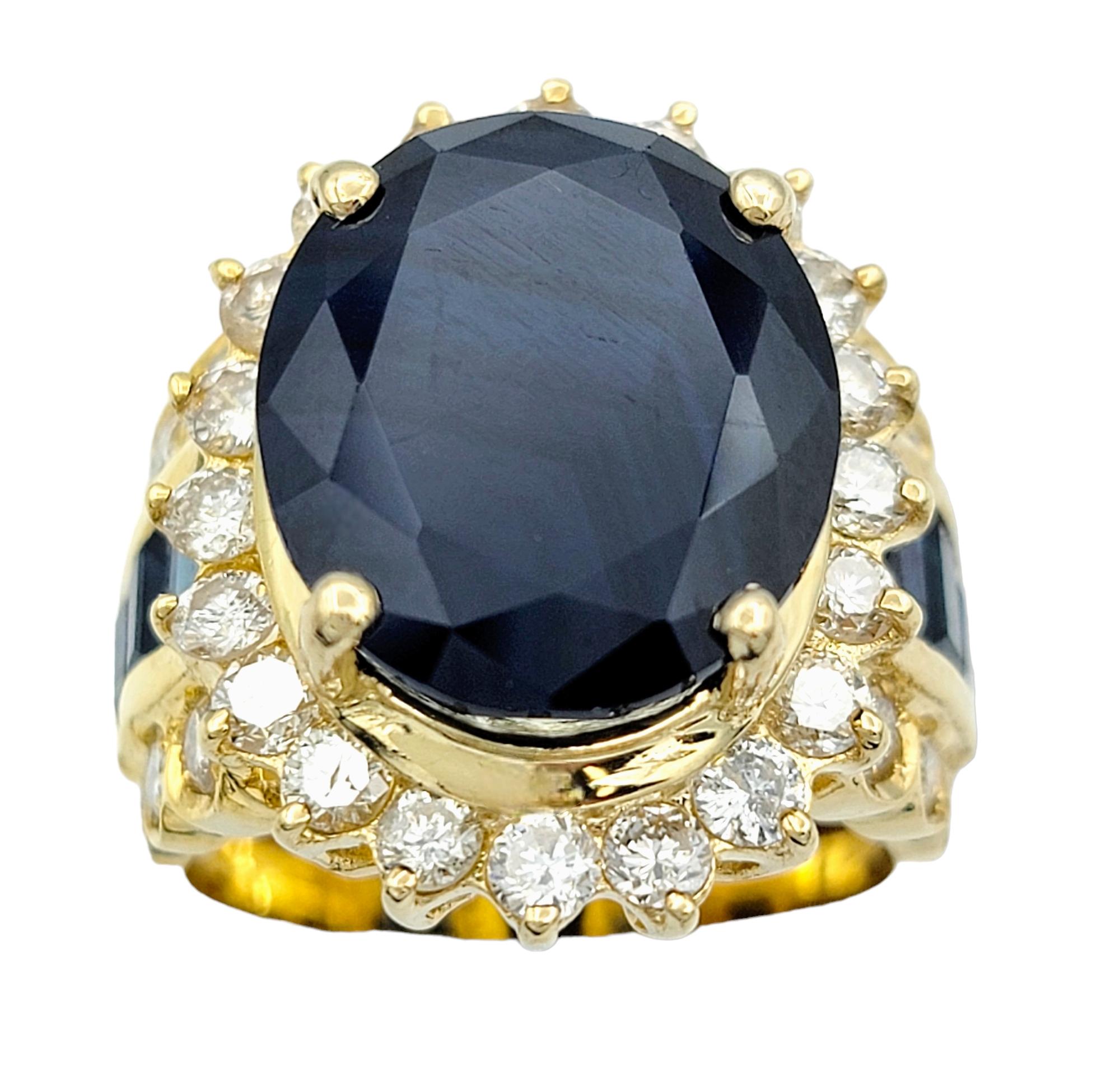 Contemporary 12.64 Carat Total Blue Sapphire and Diamond Halo Cocktail Ring 18K Yellow Gold For Sale