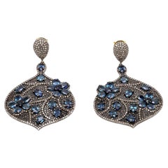 Pendants d'oreilles de style victorien en saphir bleu de 12,68 carats et diamants