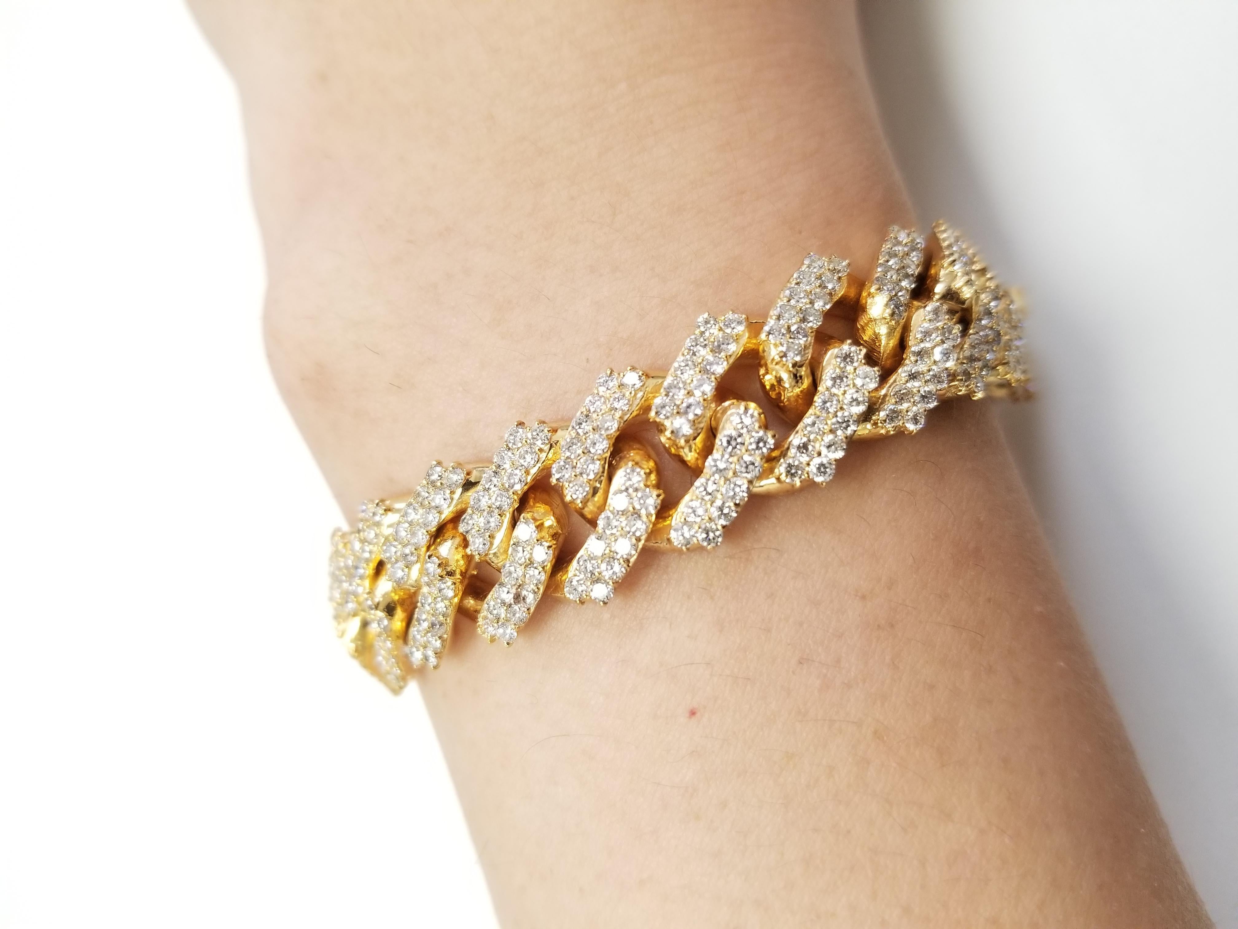 Round Cut 12.68 Carat Diamond Cuban Link Chain Solid Yellow Gold 10 Karat