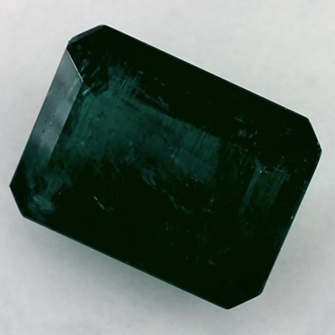 Con un vibrante tono verde, la piedra de nacimiento de mayo es un símbolo del renovado crecimiento primaveral. 

Explora la vibrante colección de esmeraldas, rubíes y zafiros de nuestra tienda, disponibles como gemas sueltas y combinadas con nuestra