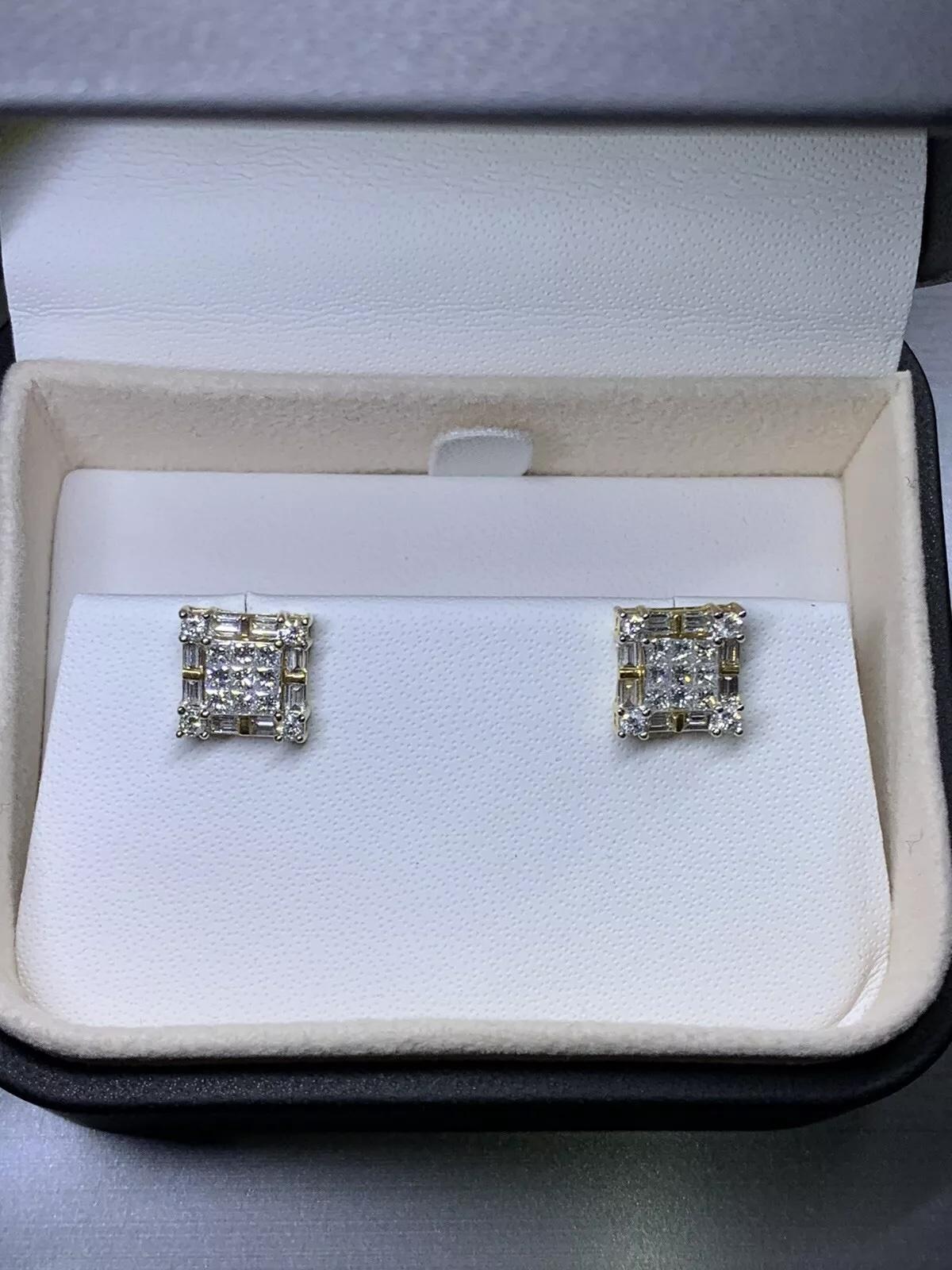 Baguette Cut 1.26ct Baguette Princess Round Diamond Stud Earrings 18ct Yellow Gold For Sale