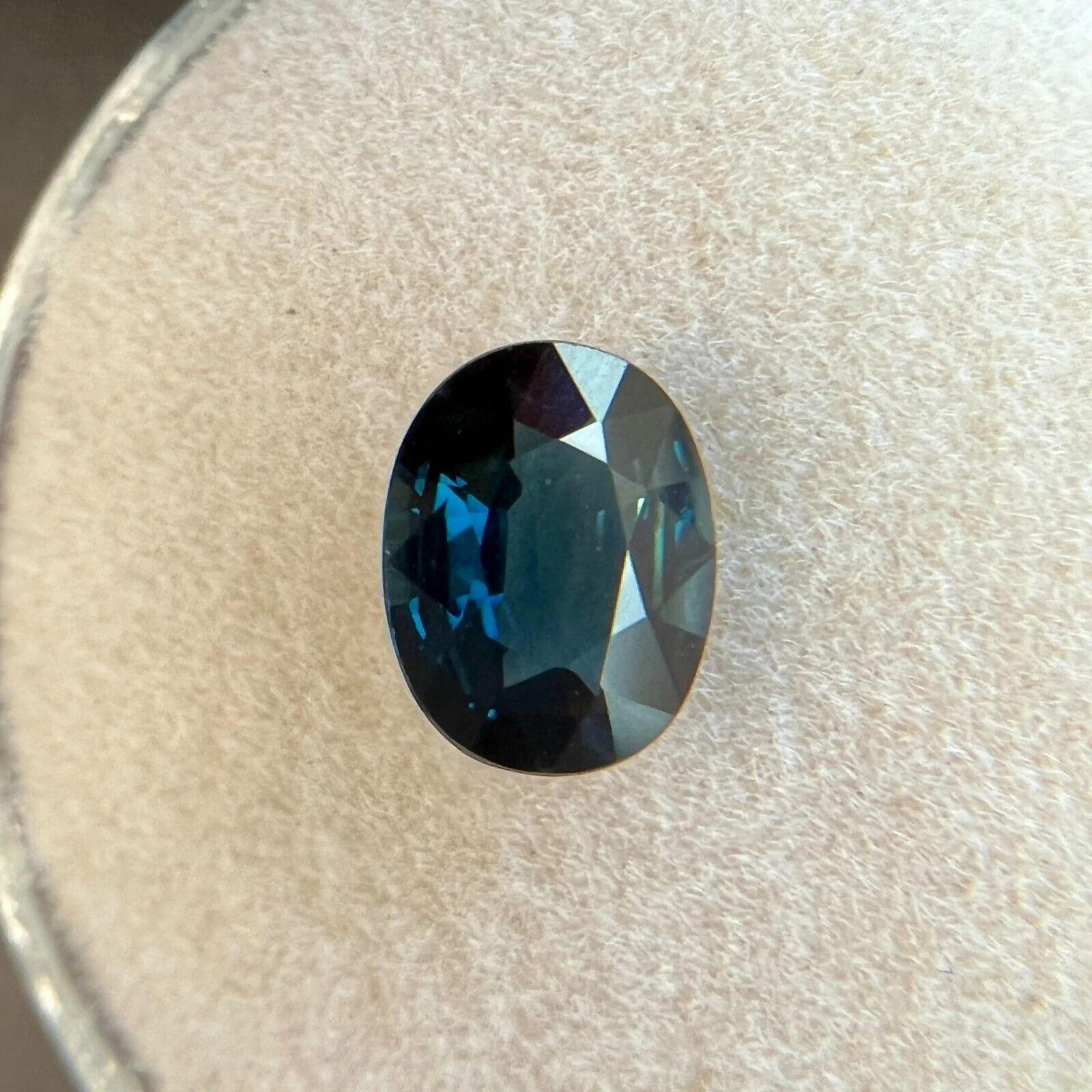 Taille ovale 1.26ct Deep Blue Sapphire Oval Cut Rare 7.6x5.8mm Loose Gemstone VS en vente