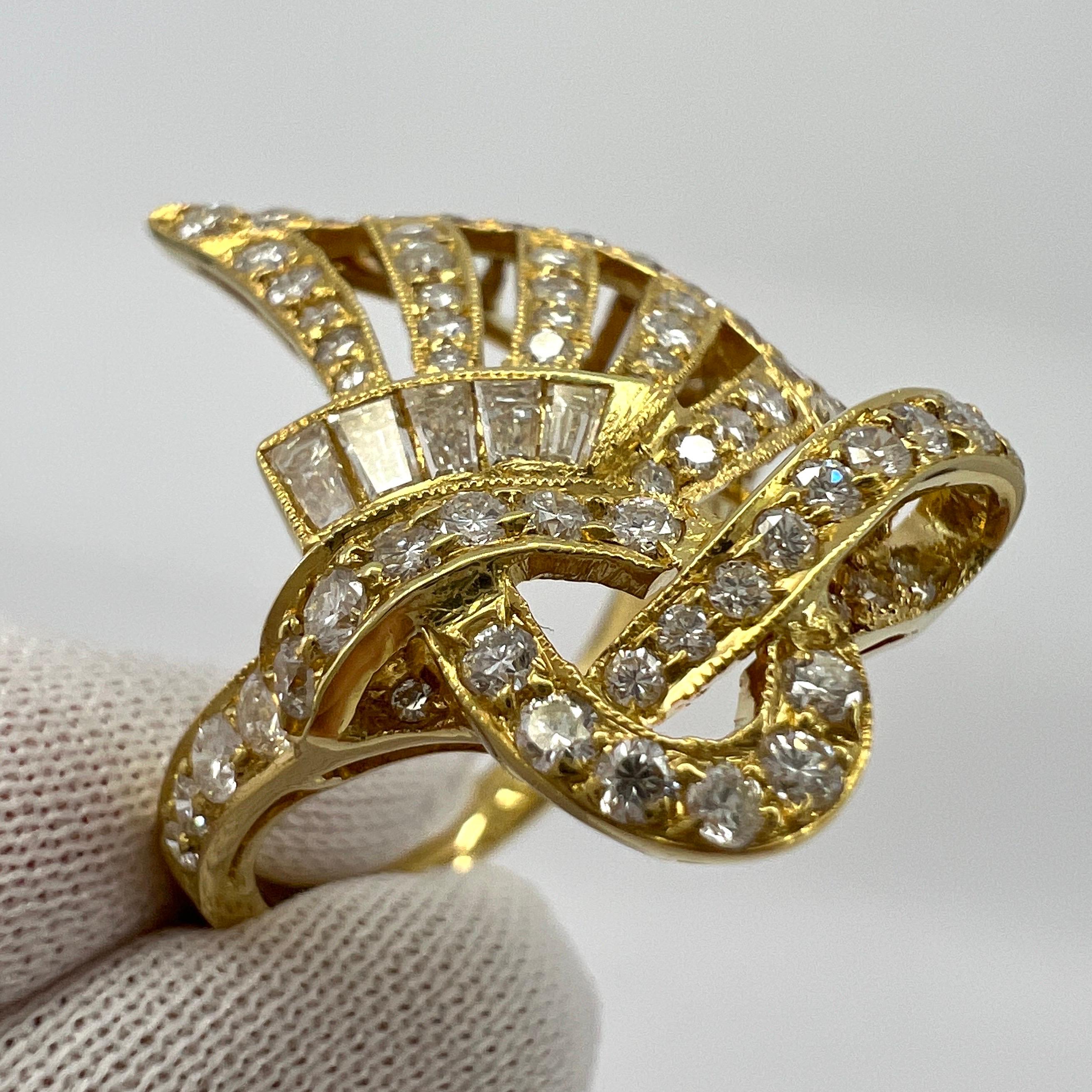 Women's or Men's 1.26ct Fancy White Diamond Swirl Round & Baguette Cut 18k Gold Statement Ring For Sale