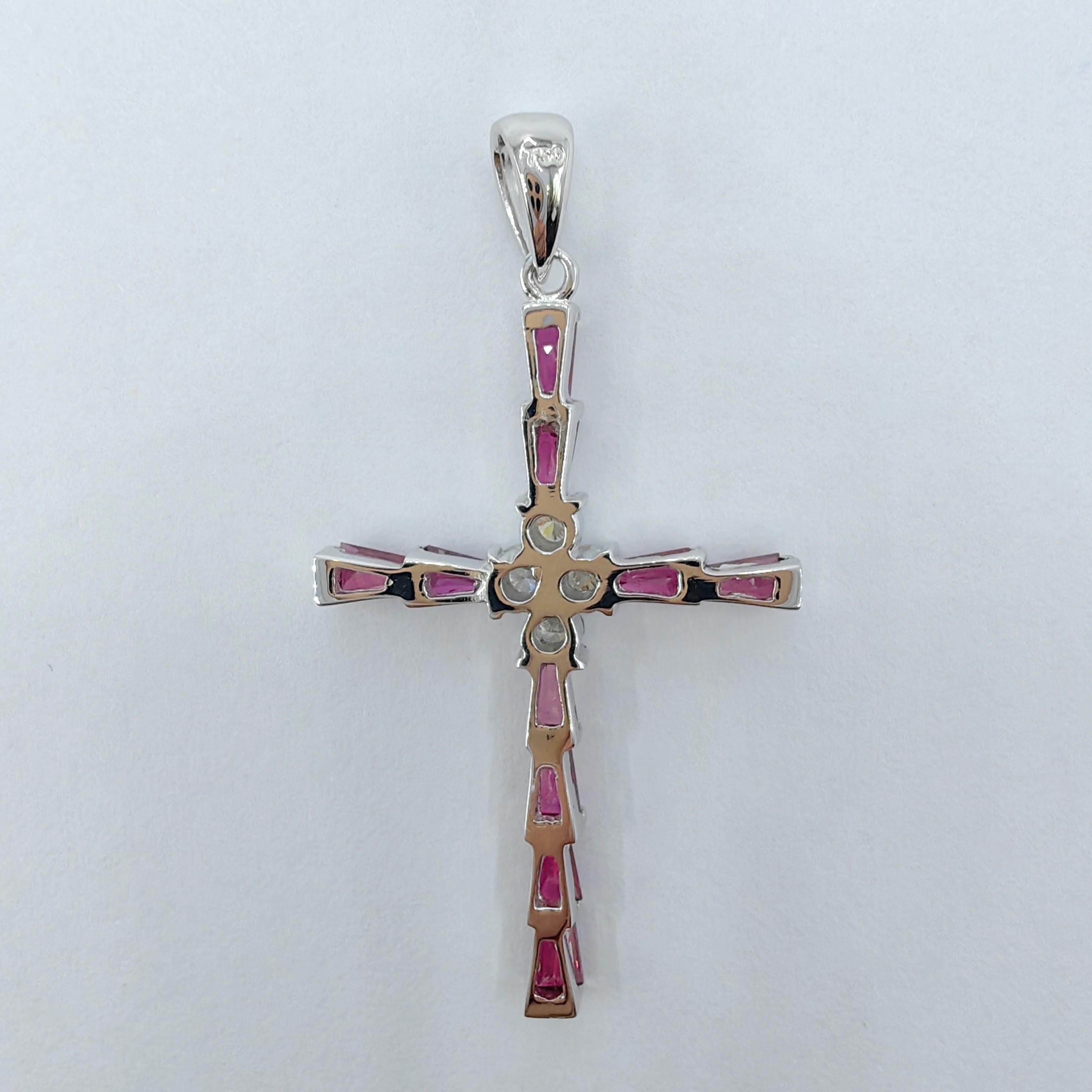 Contemporary 1.26ct Pigeon Blood Ruby & Diamond Cross Necklace Pendant in 18K White Gold For Sale