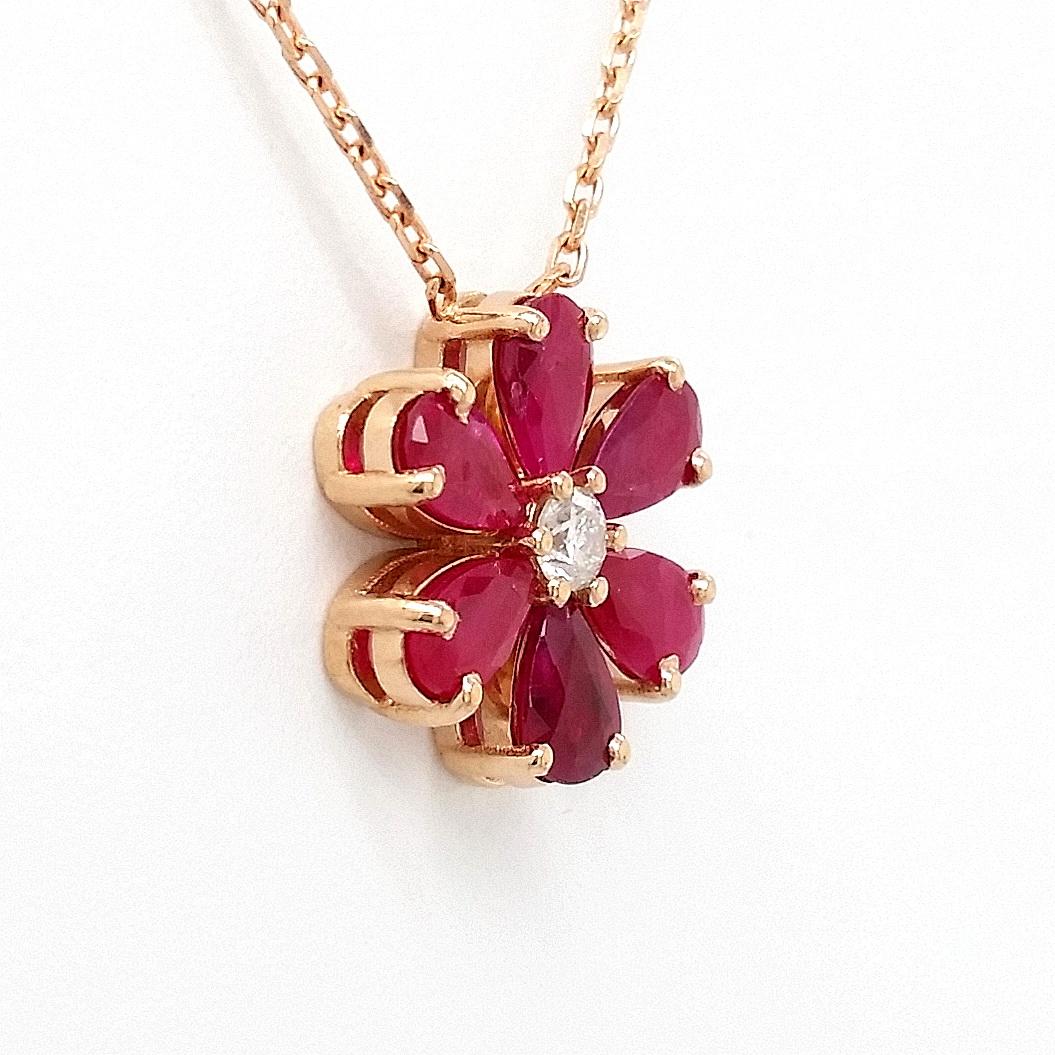 NO RESERVE PRICE 1.26ctw  Ruby and Diamond Flower Pendant 14K Rose Gold  In New Condition In Ramat Gan, IL