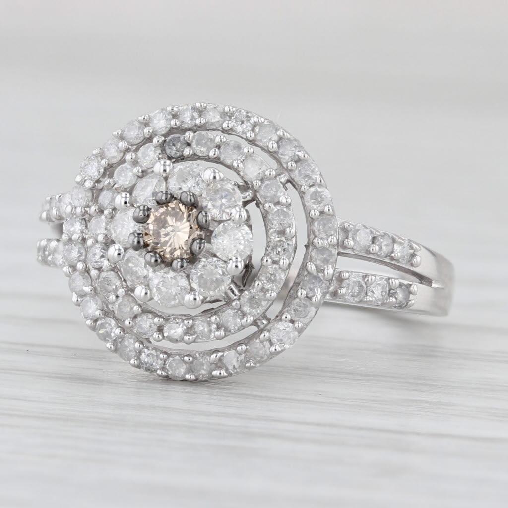 1.26ctw Diamond Halo Engagement Ring 10k White Gold Size 7 Champagne Center en vente 1