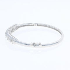 1.26 Carat Round Brilliant Diamond Bracelet, 14 Karat White Gold Floral Bangle