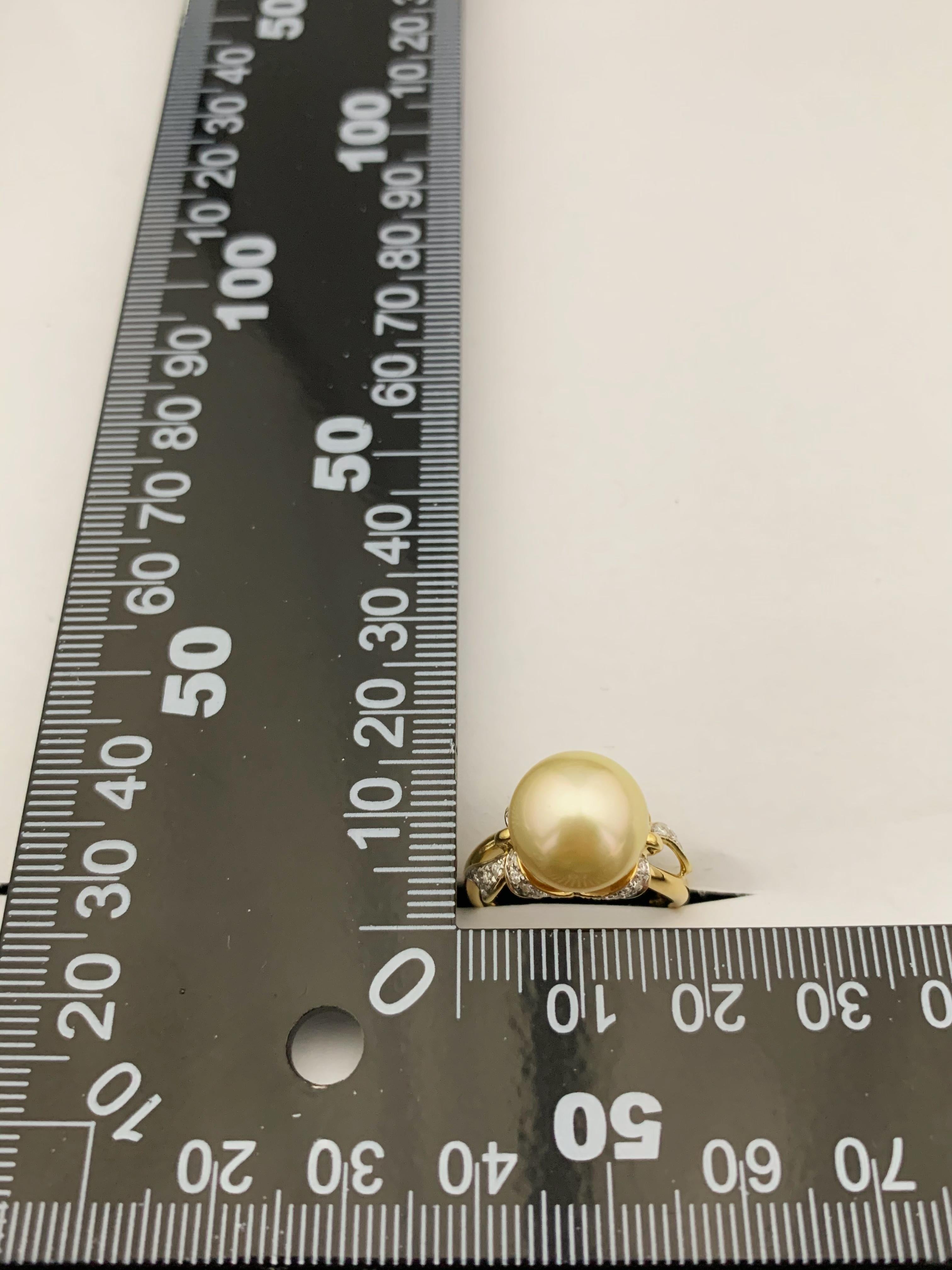 12MM South Sea Pearl Diamond Ring in 18 Karat Yellow Gold For Sale 3