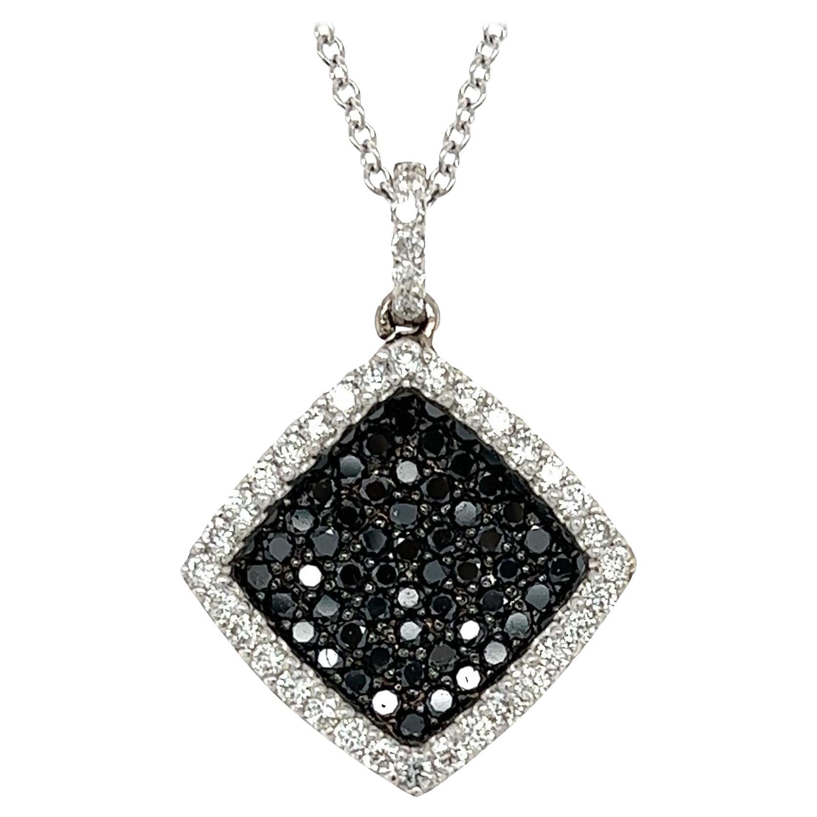 Collar de cadena de oro blanco de 14 quilates con diamante negro de 1,27 quilates