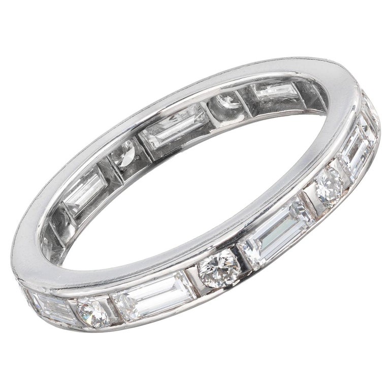 1.27 Carat Diamond Platinum Wedding Band Ring For Sale at