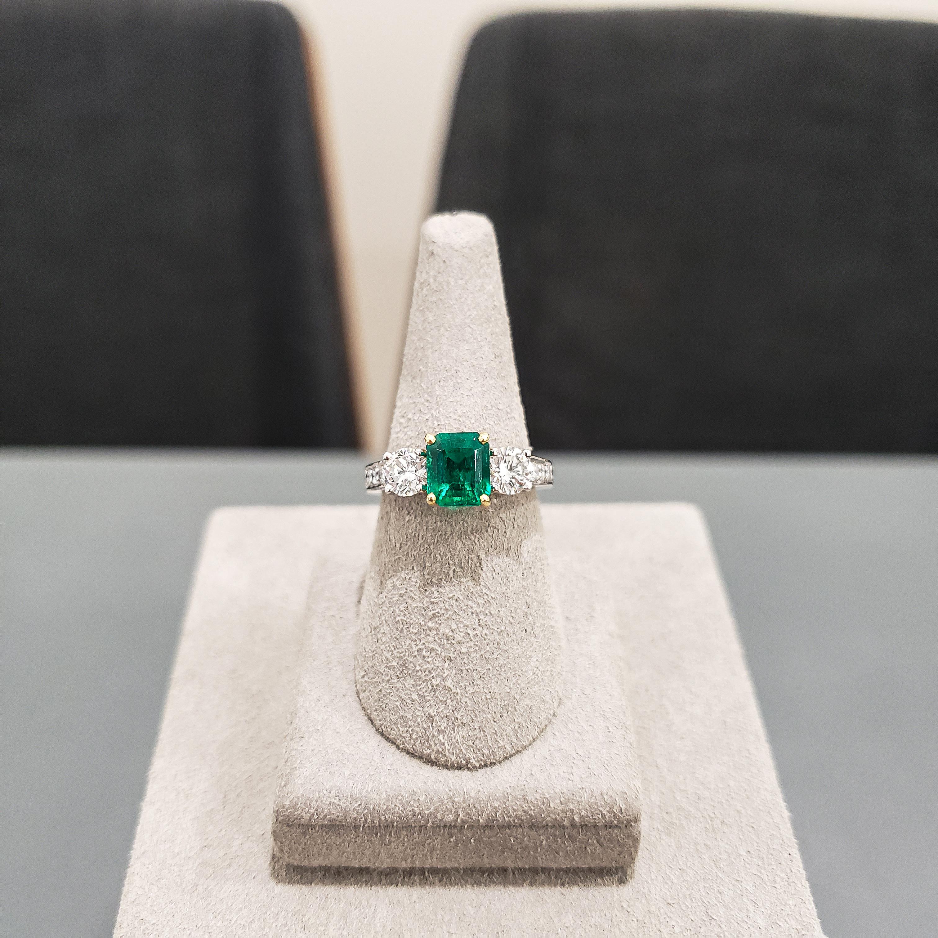 1.27 Carats Radiant Cut Green Emerald & Diamond Three-Stone Engagement Ring In New Condition For Sale In New York, NY