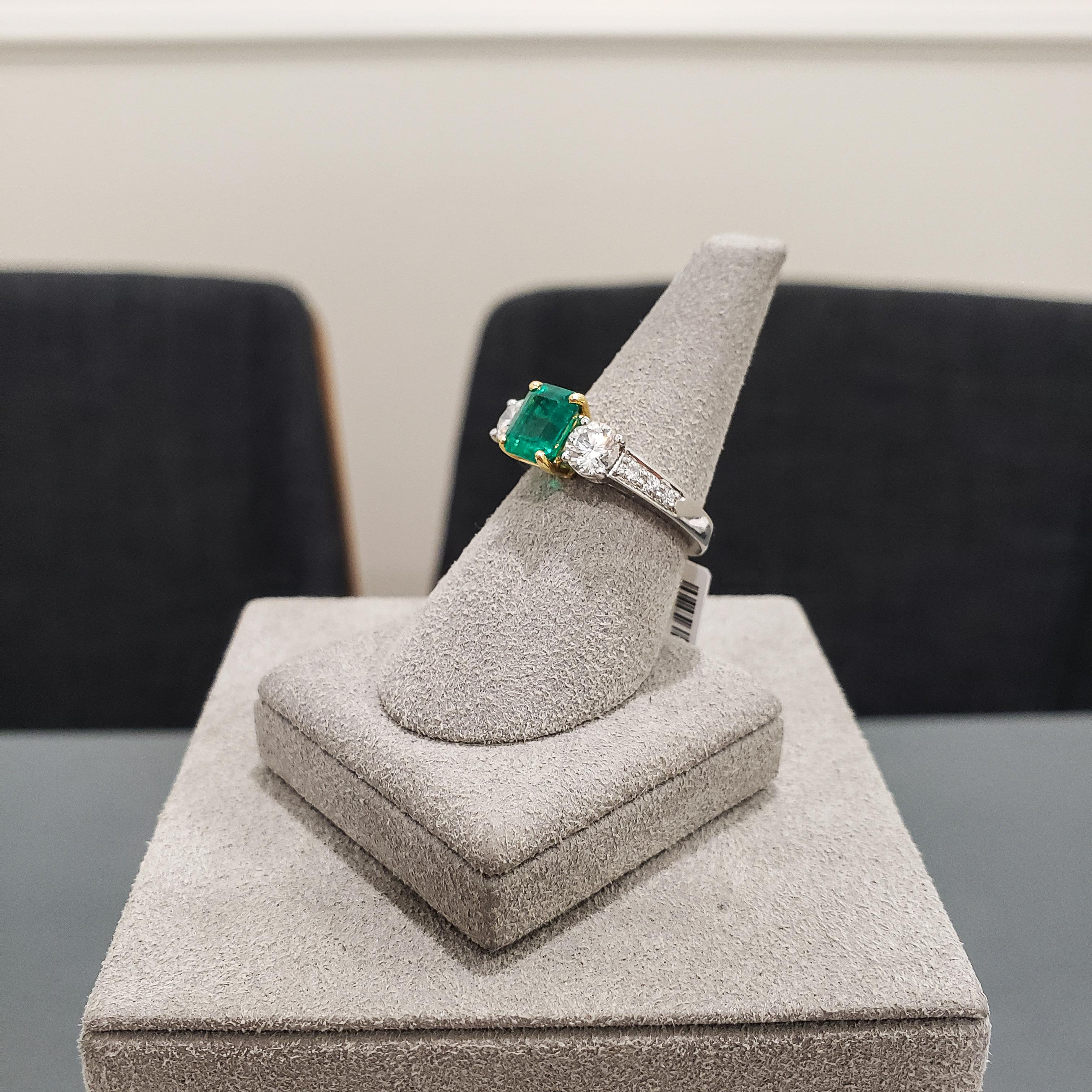 Contemporary Roman Malakov 1.27 Carats Emerald Cut Emerald & Diamond Engagement Ring For Sale