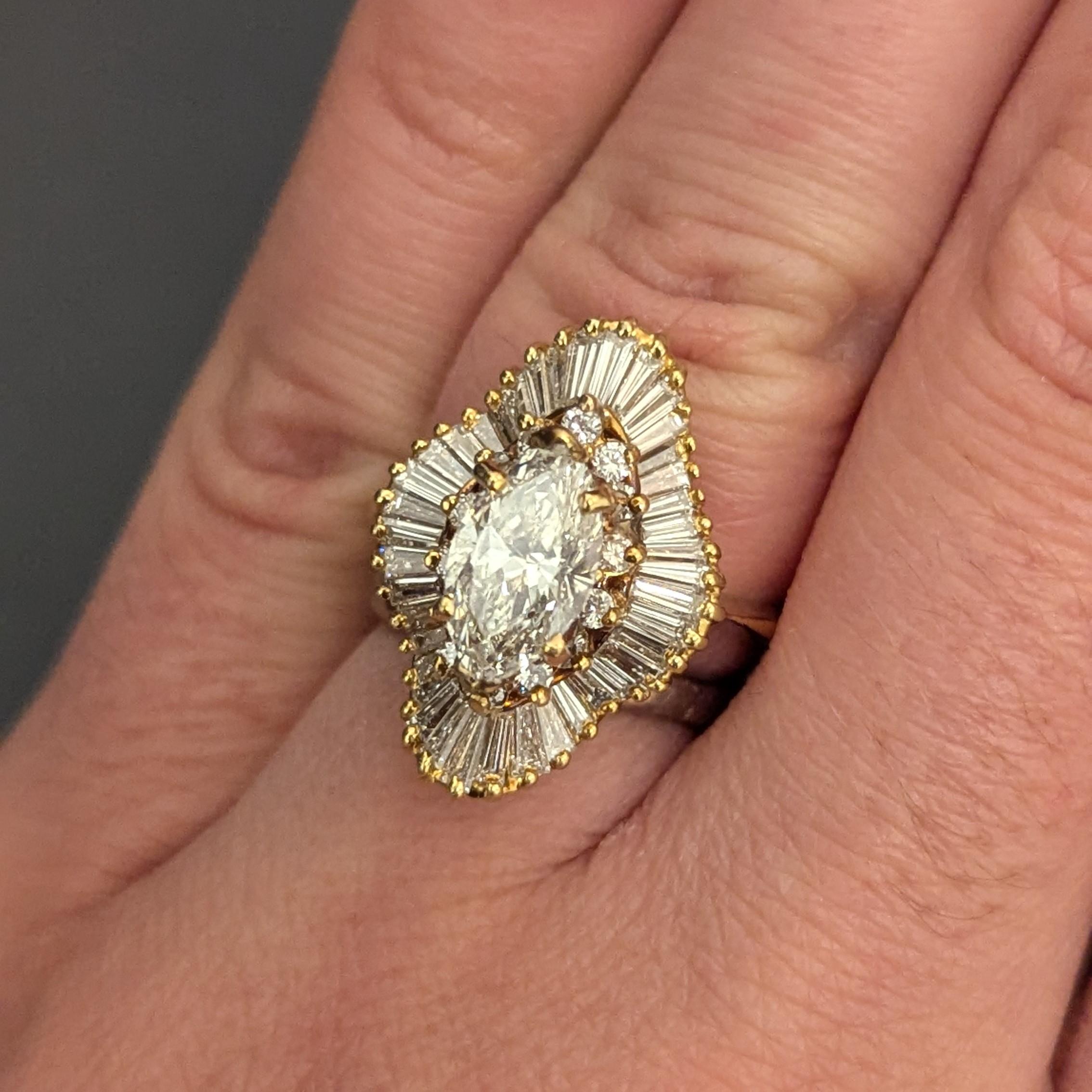 Marquise Cut 1.27 Carat Marquise Diamond 18K Yellow Gold Ballerina Ring For Sale