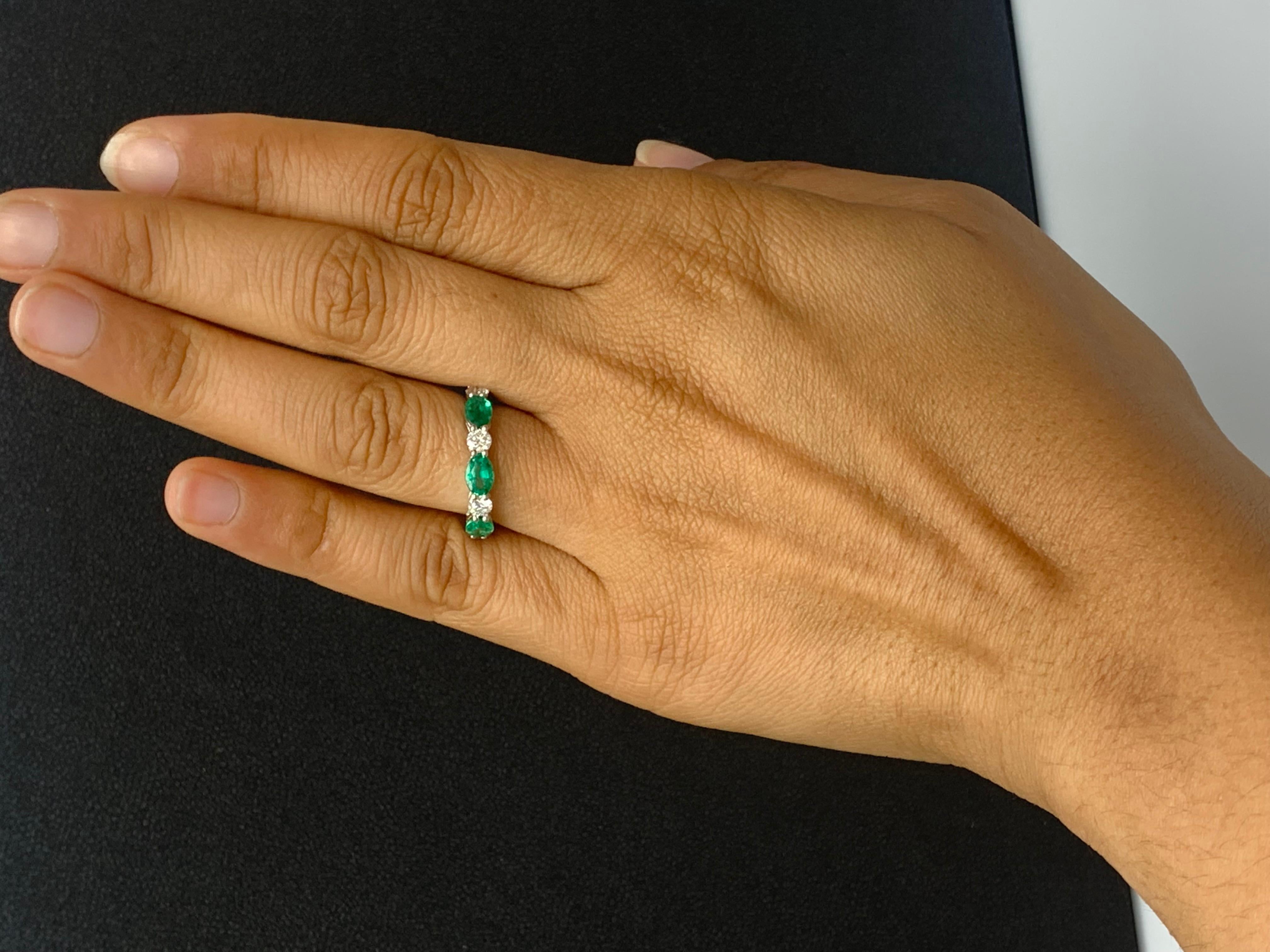 1.27 Carat Oval Cut Emerald and Diamond Band in 14K White Gold For Sale 3