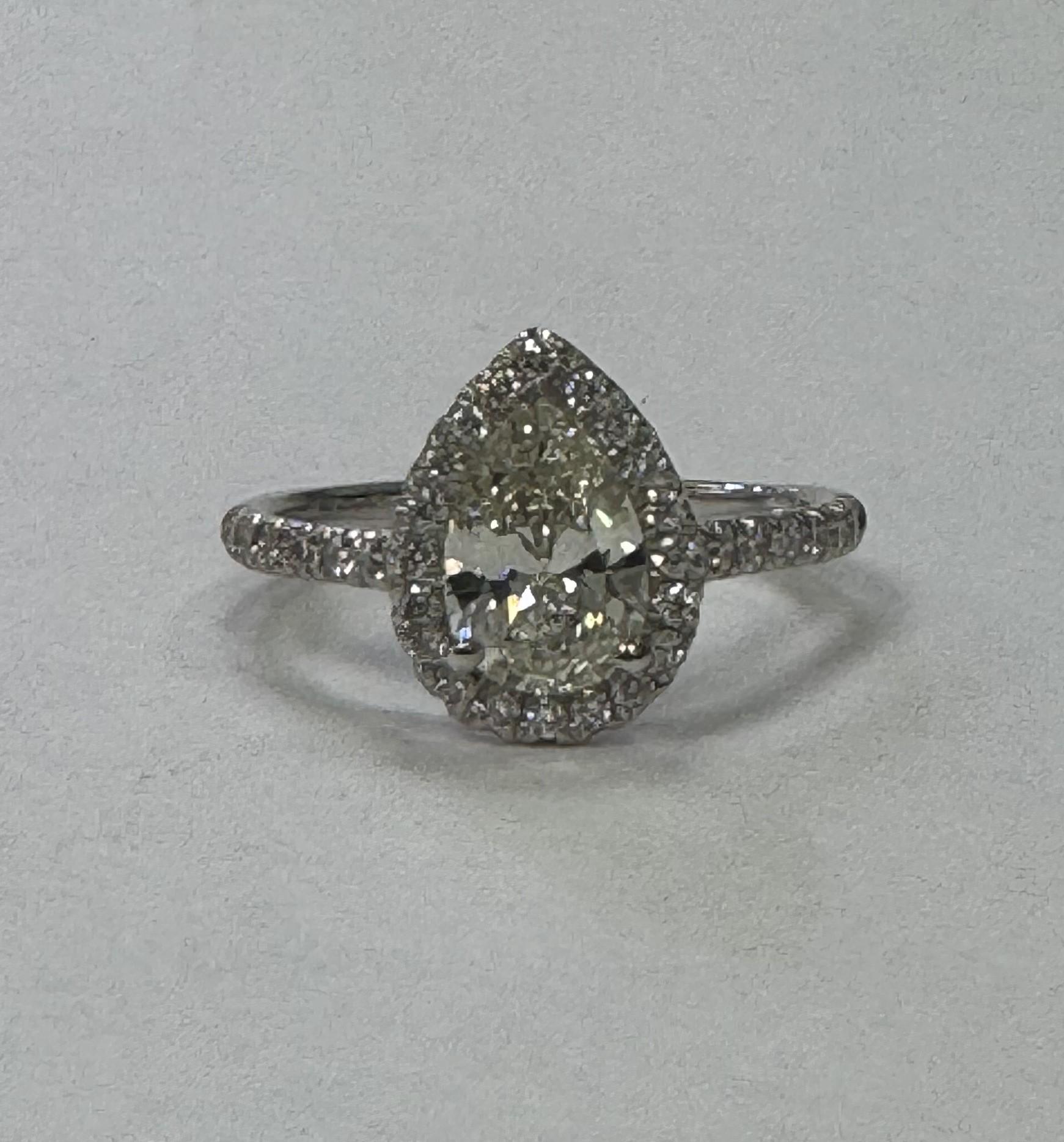 1.27 Carat Pear Shape Diamond with Diamond Halo total weight For Sale