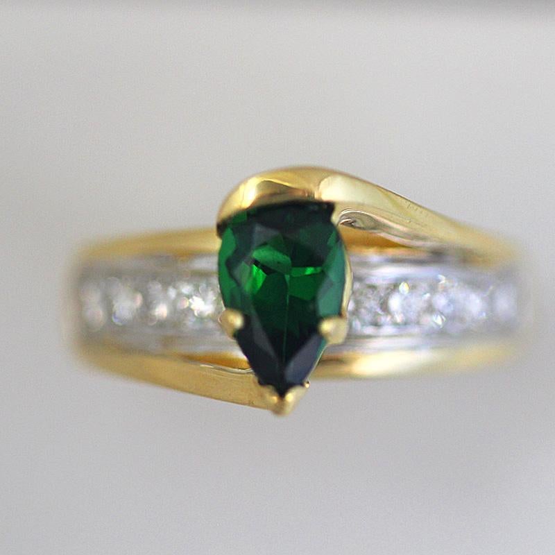 B108P003

Ring may have to be made to order depending on finger size , please allow 3 to 6 weeks but if you have a sooner delivery date needed let us know and we will see if we can accommodate you.

Stunning 0.91 Carat Pear Shape Green Tourmaline .