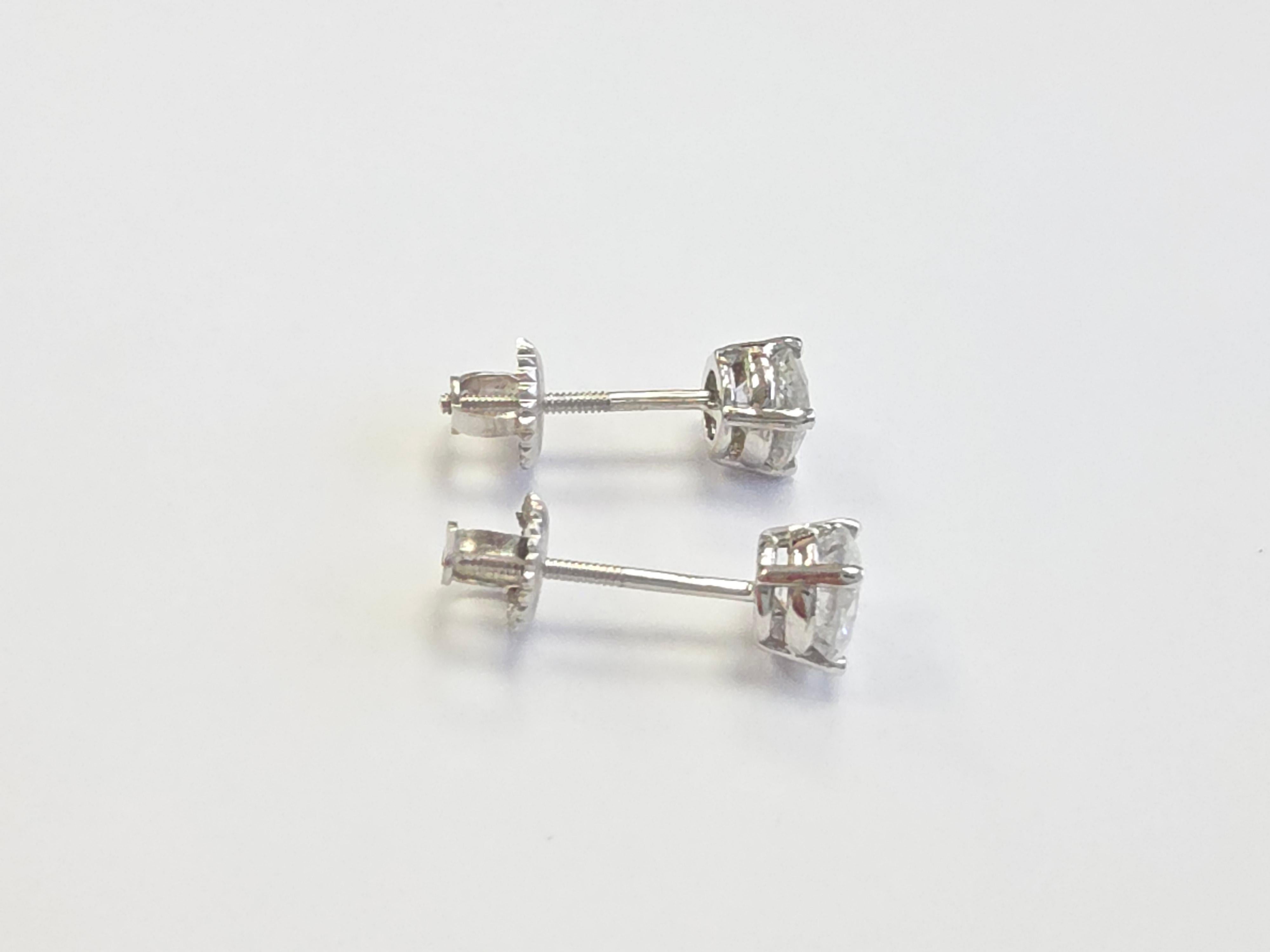 Round Cut 1.27 Carats Natural Diamond Round Shape Studs 14 Karat White Gold For Sale