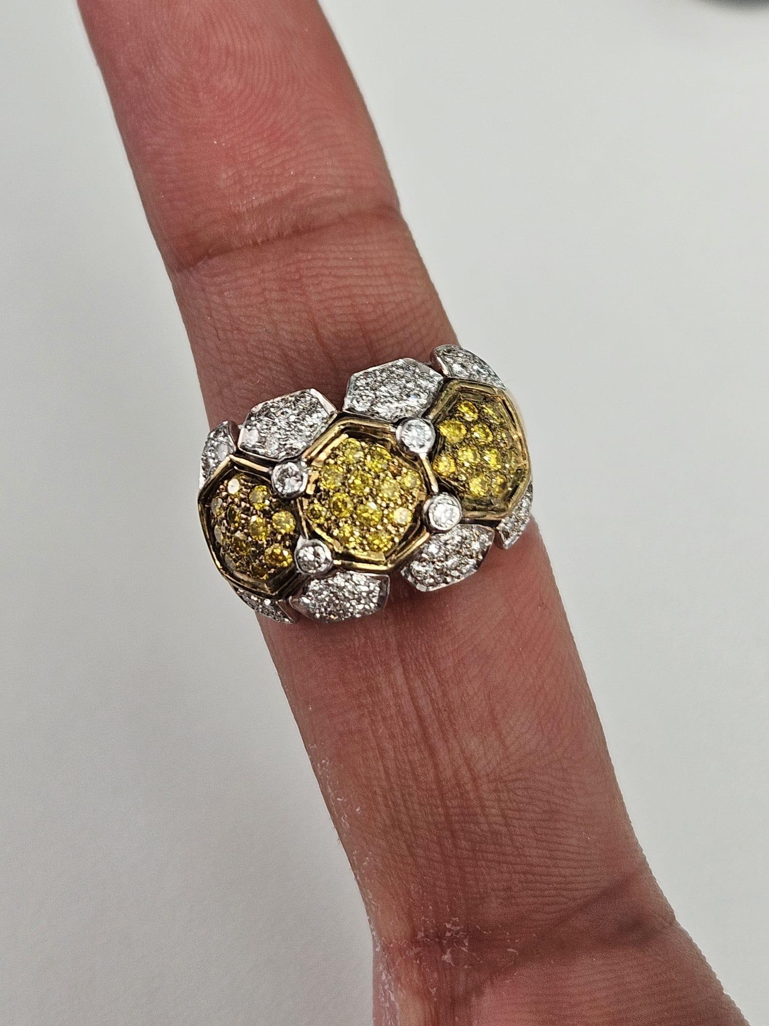1.27 Ct Canary and White Hexagon Shape Diamonds Ring In New Condition For Sale In New York, NY