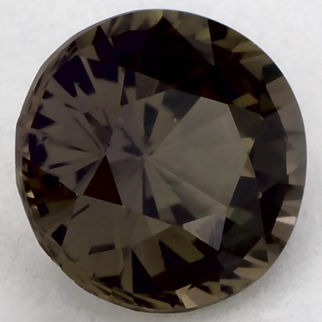 This natural Green sapphire offers elegance and sophistication. With its rich color saturation and precise cutting, it is the perfect centerpiece for an engagement ring or luxury jewelry design.

This sapphire originates from Sri Lanka (Ceylon),