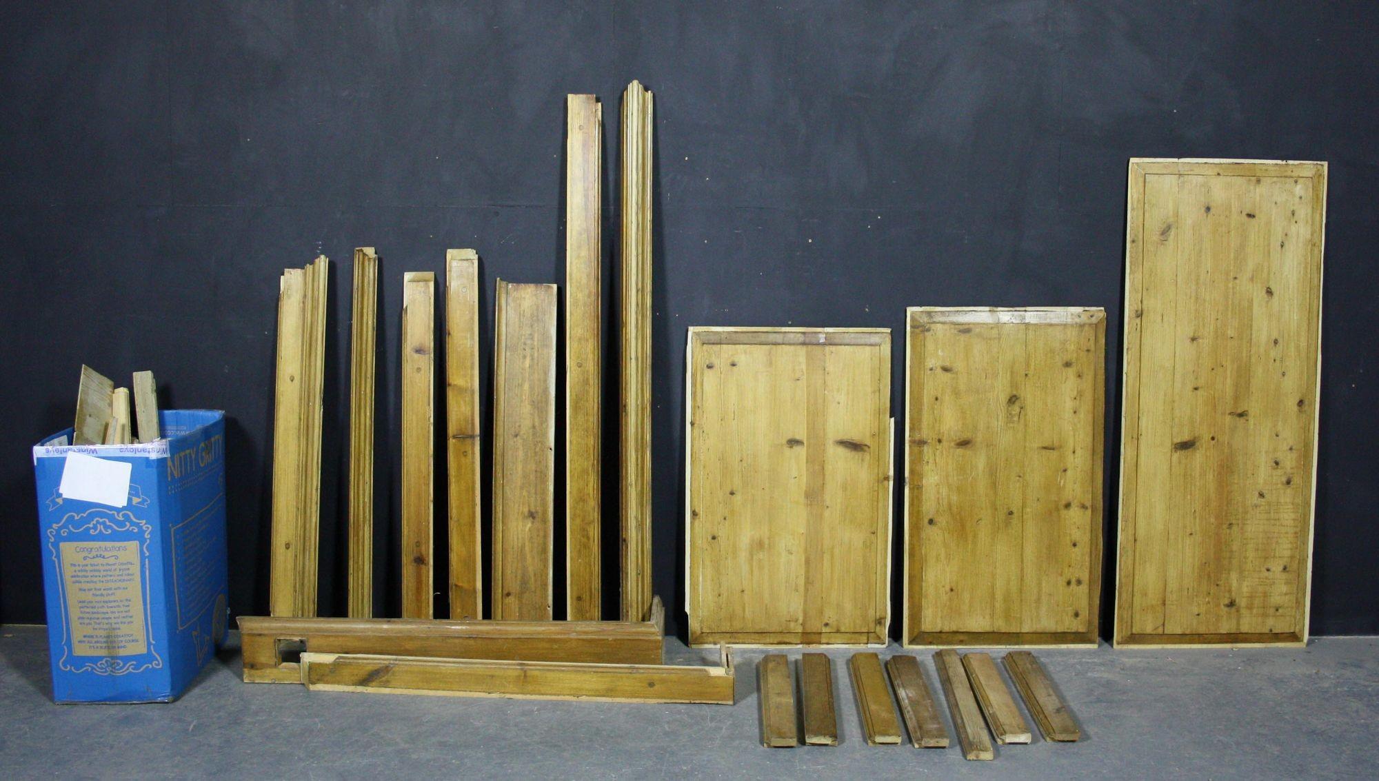 English 12.7 Meters of Antique Raised and Fielded Pine Dado Panelling For Sale