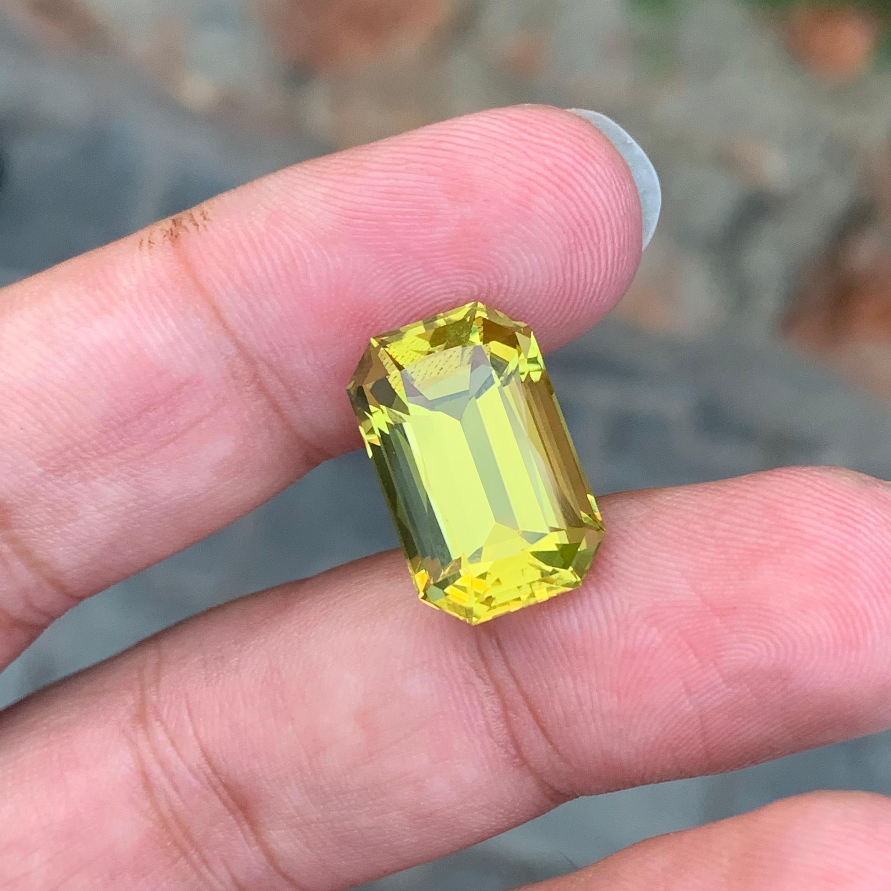 12,70 Karat natürlicher loser Zitronenquarz Smaragd Form Edelstein im Angebot 6