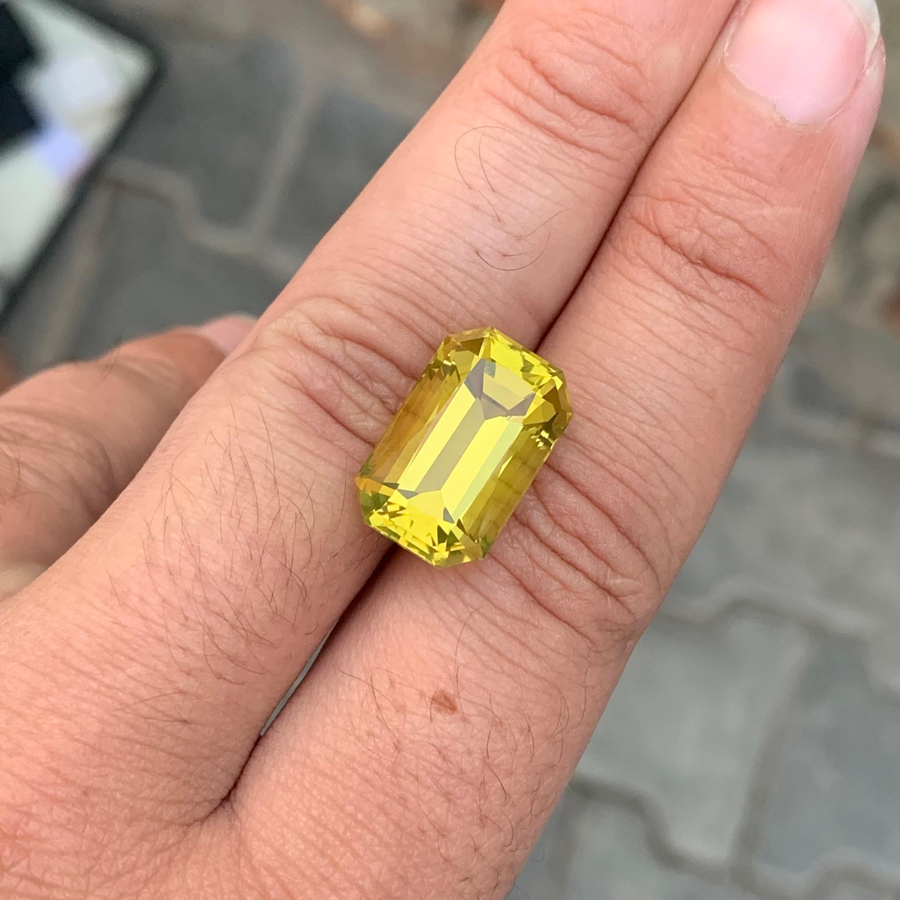 12,70 Karat natürlicher loser Zitronenquarz Smaragd Form Edelstein im Angebot 7