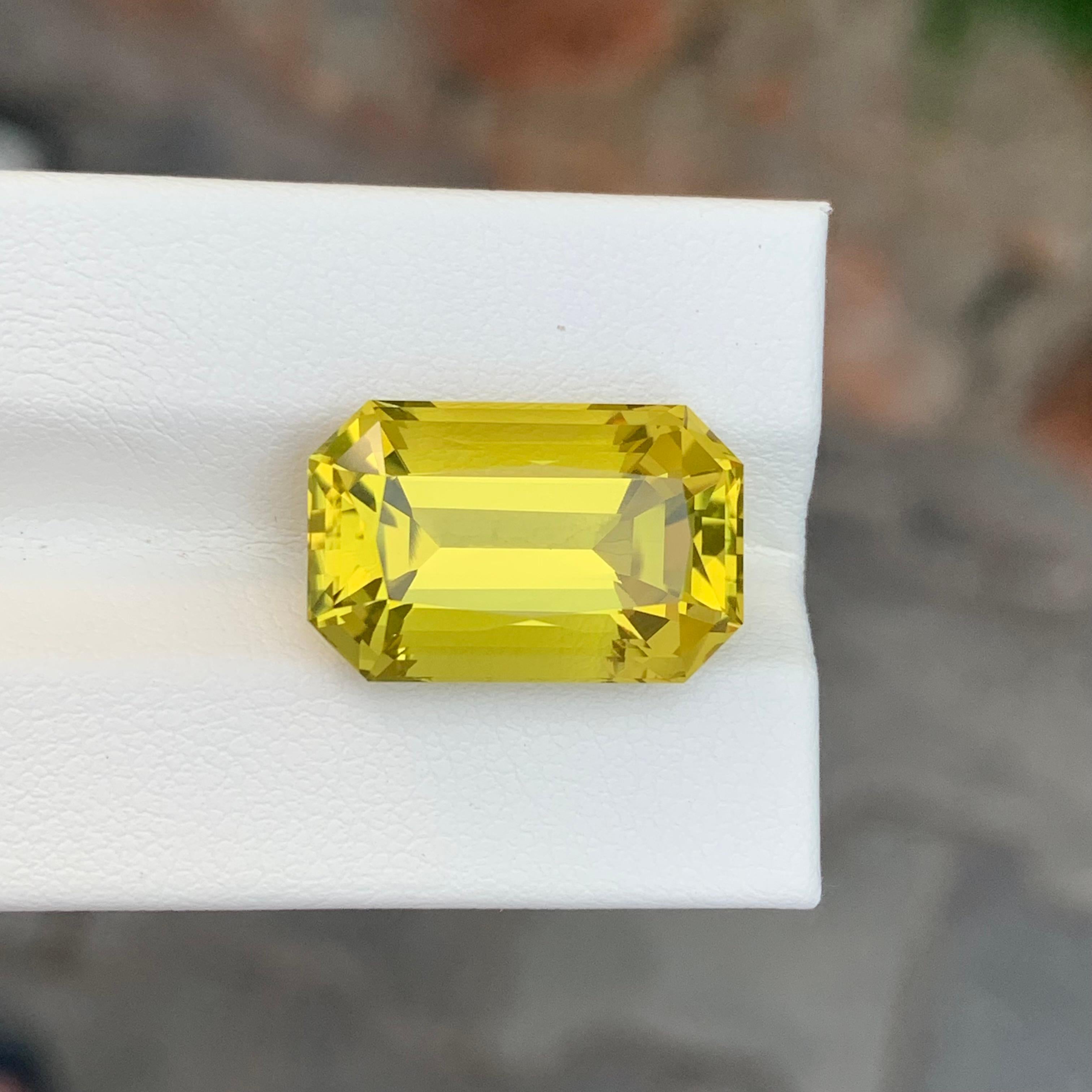 12,70 Karat natürlicher loser Zitronenquarz Smaragd Form Edelstein im Angebot 1